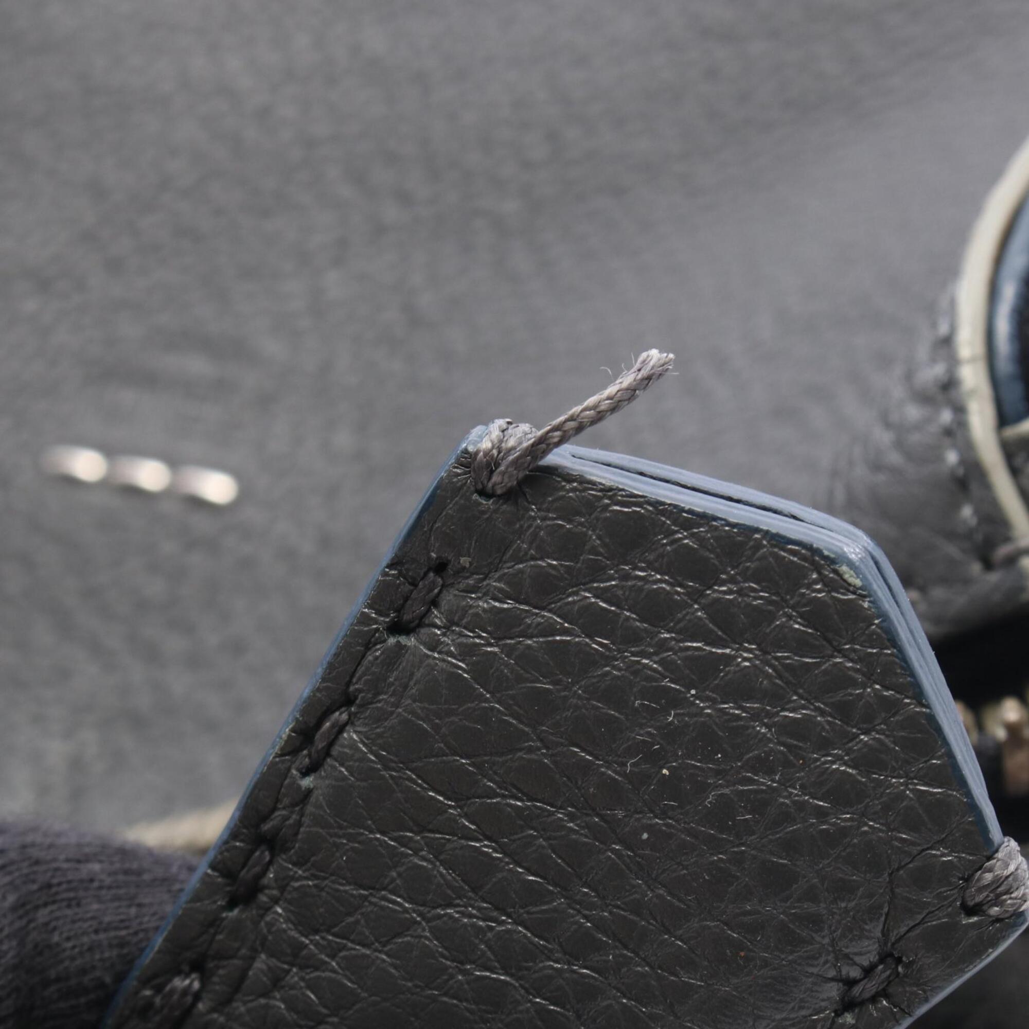 Fendi Selleria Gray Leather Handbag (Pre-Owned)