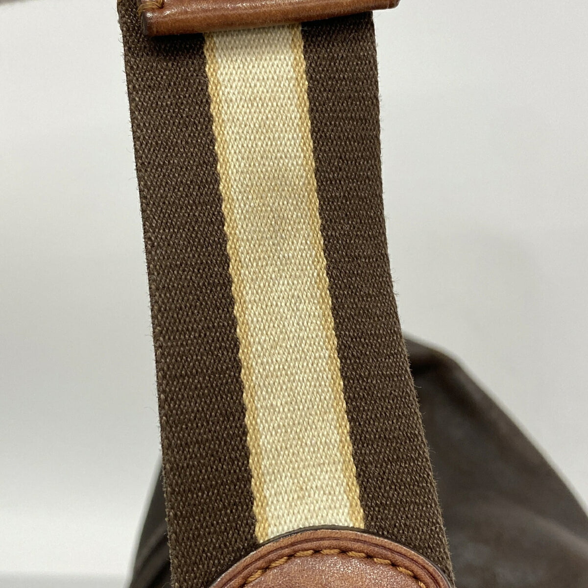 Louis Vuitton Dark Brown Shoulder Bag (Pre-Owned)