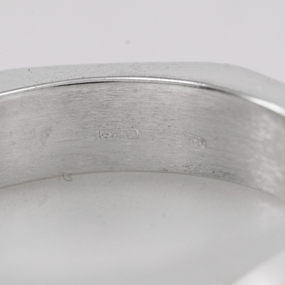 Gucci Silver 925 Band Ring (Pre-Owned)