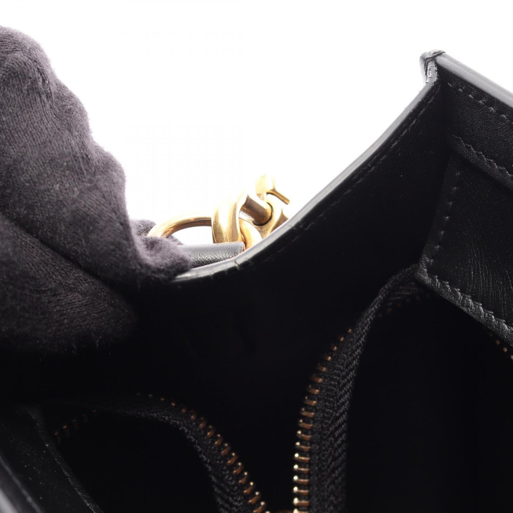 Celine Black White Leather Handbag (Pre-Owned)