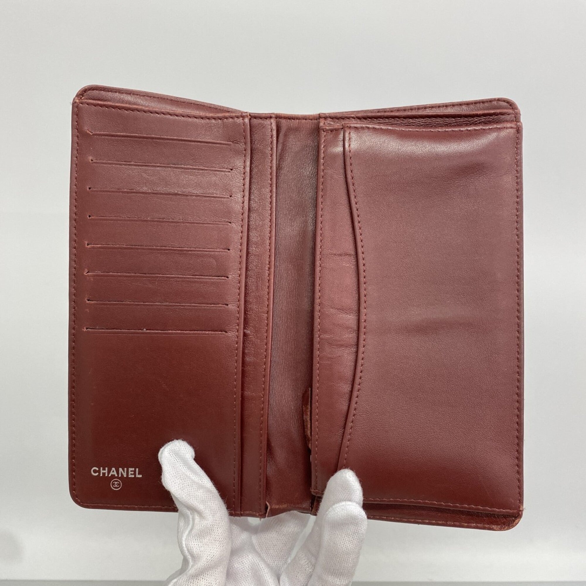 Chanel Black Grained Calfskin Long Wallet (Bi-Fold) (Pre-Owned)