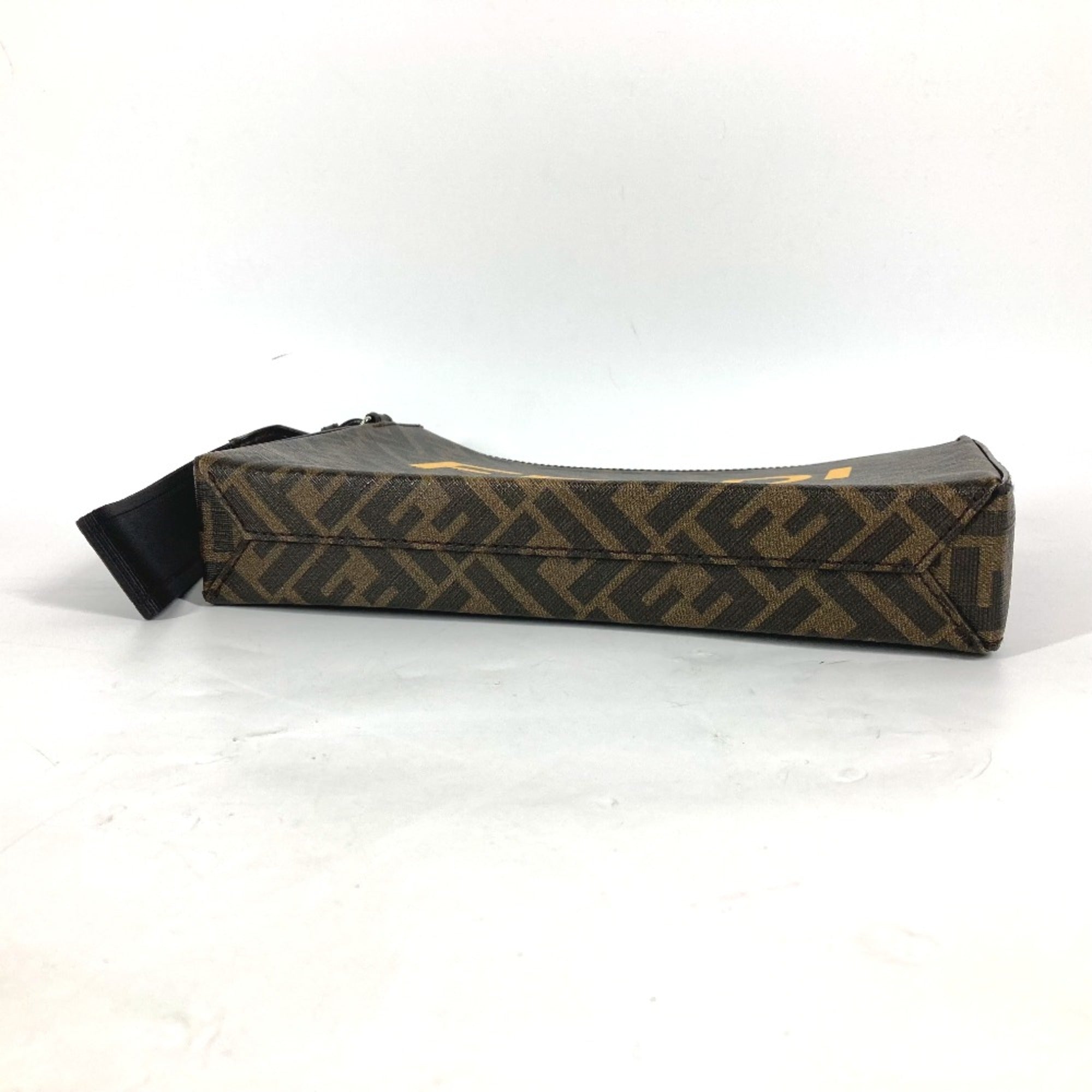 Fendi Brown Leather Clutch Bag (Pre-Owned)