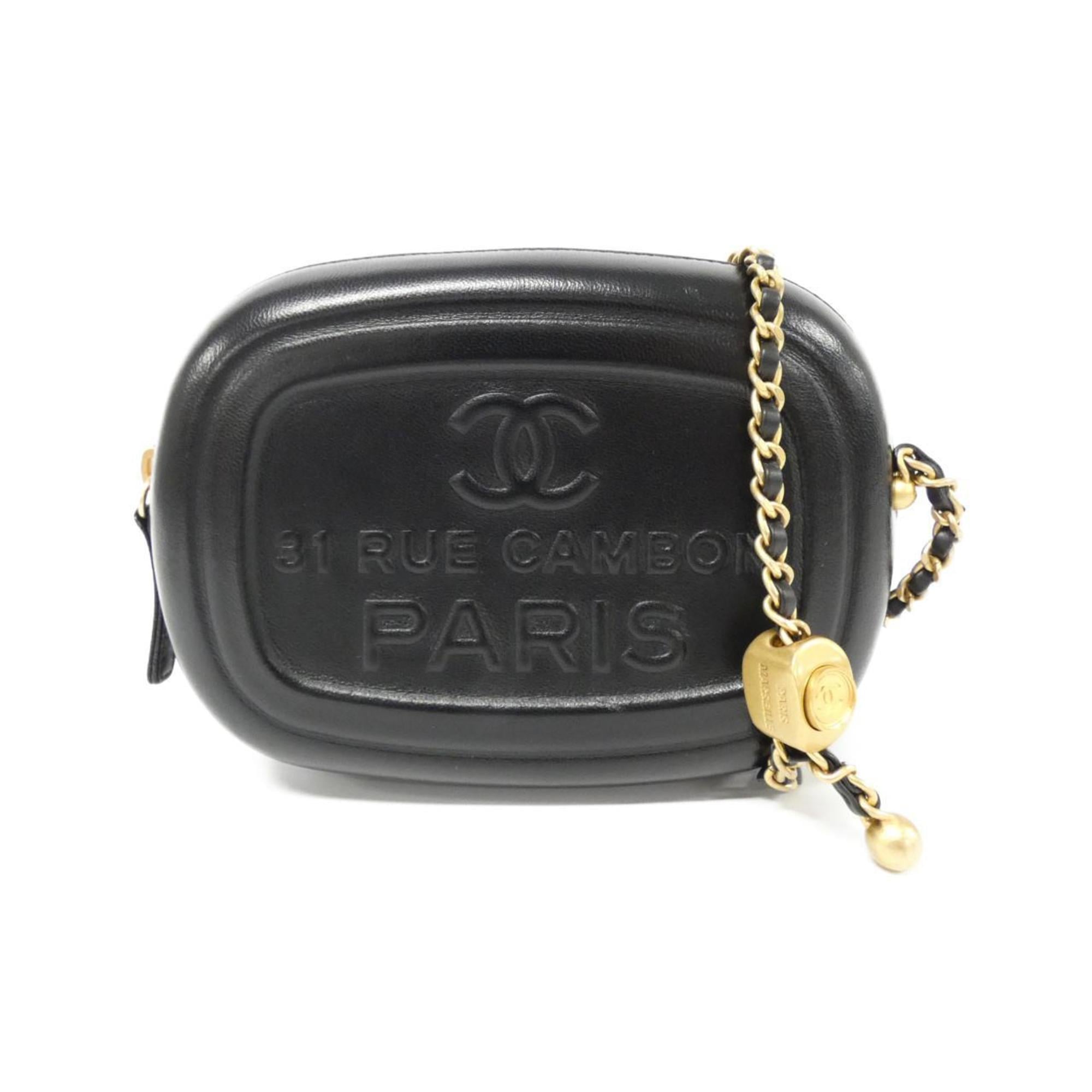 Chanel Black Leather Shoulder Bag (Pre-Owned)
