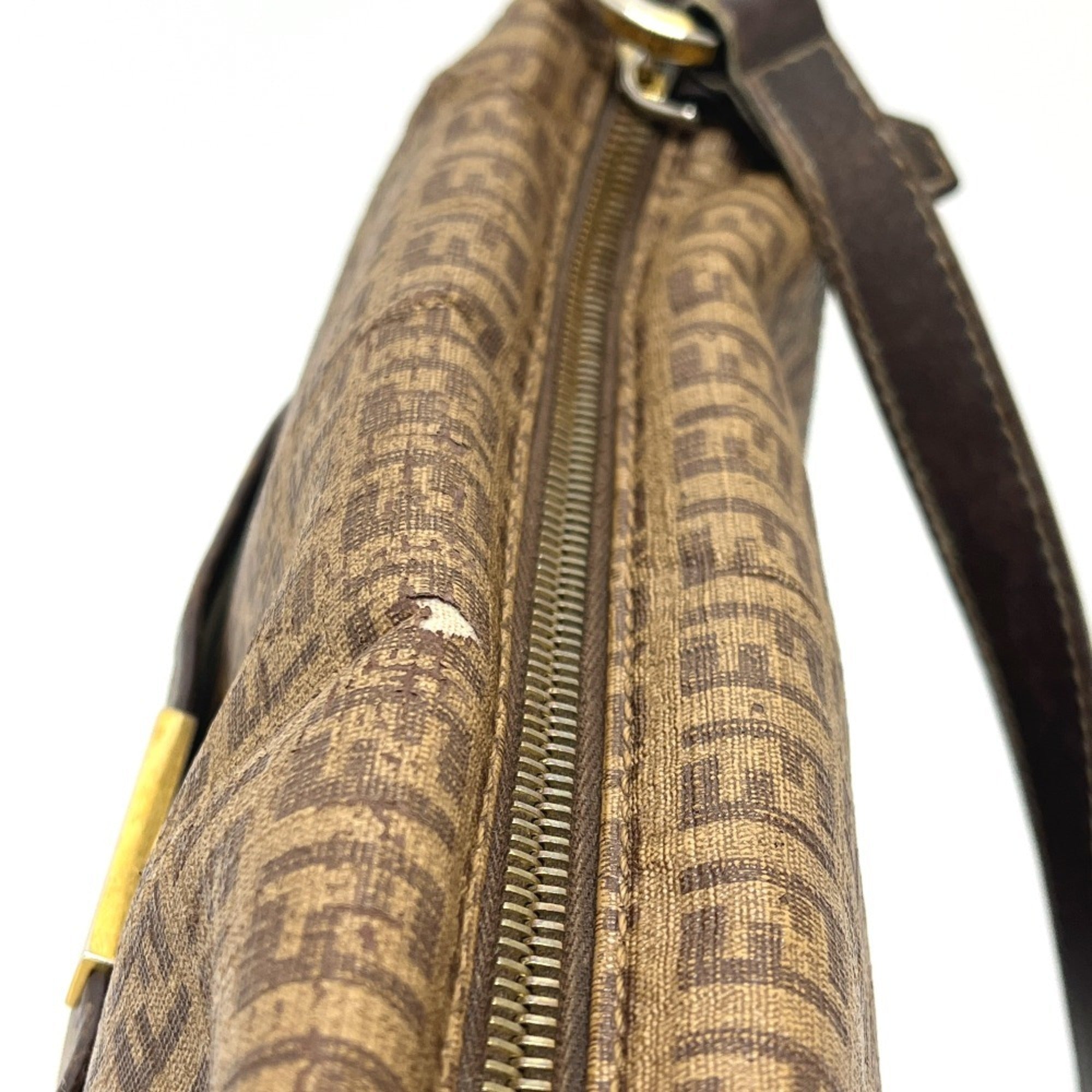 Fendi Beige Pvc Pochette Shoulder Bag (Pre-Owned)