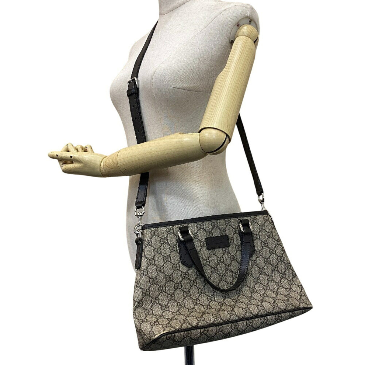Gucci Beige Pvc Handbag Shoulder Bag (Pre-Owned)