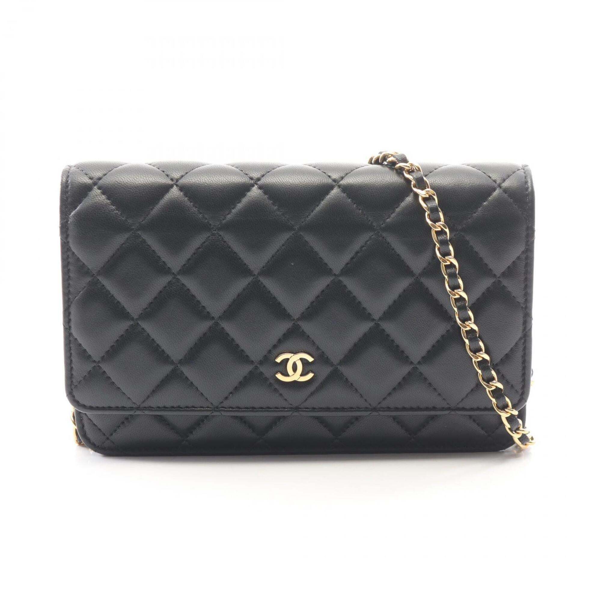 Chanel Black Leather Handbag Shoulder Bag (Pre-Owned)