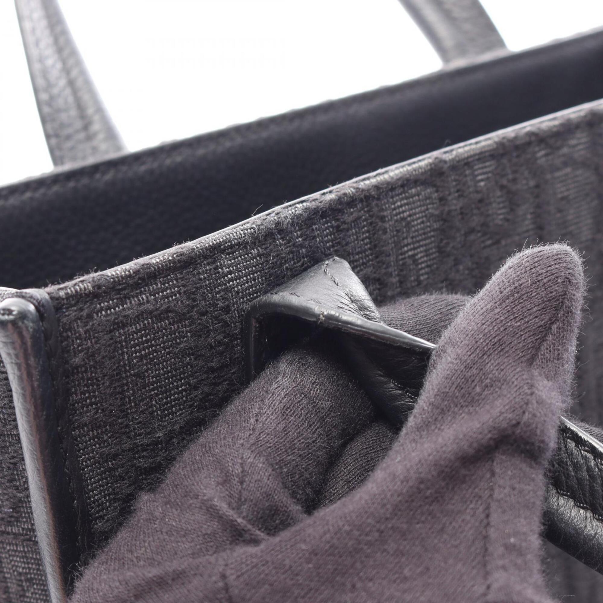 Christian Dior Black Canvas Leather Handbag (Pre-Owned)