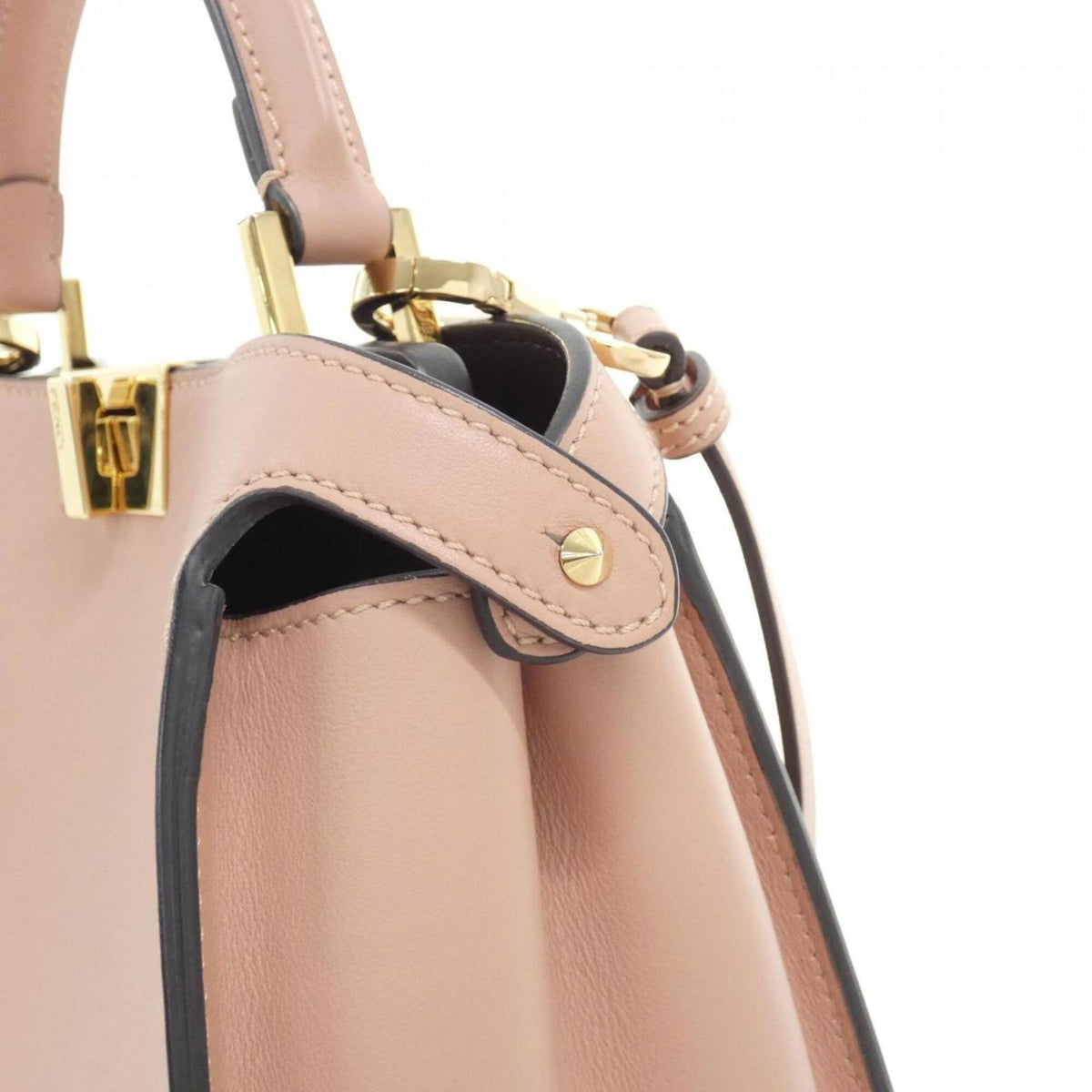 Fendi Peekaboo Pink Leather Handbag (Pre-Owned)