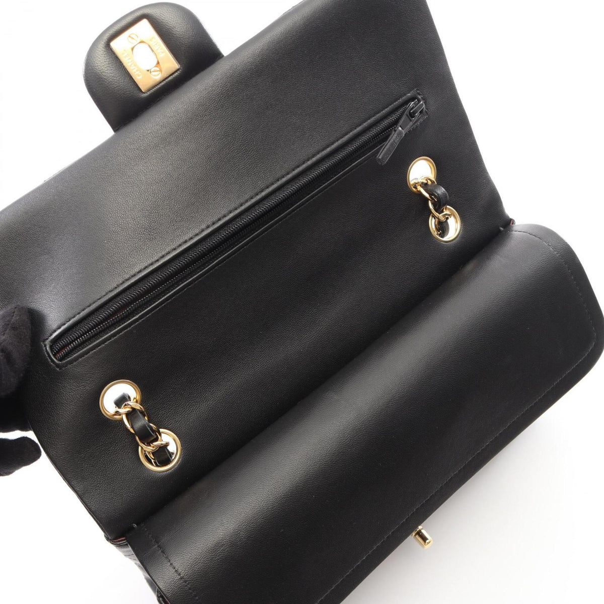 Chanel Black Leather Handbag Shoulder Bag (Pre-Owned)