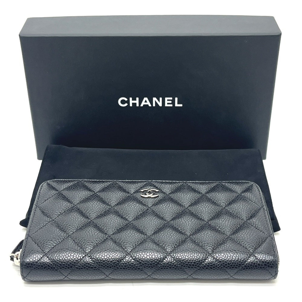 Chanel Black Grained Calfskin Long Wallet (Bi-Fold) (Pre-Owned)