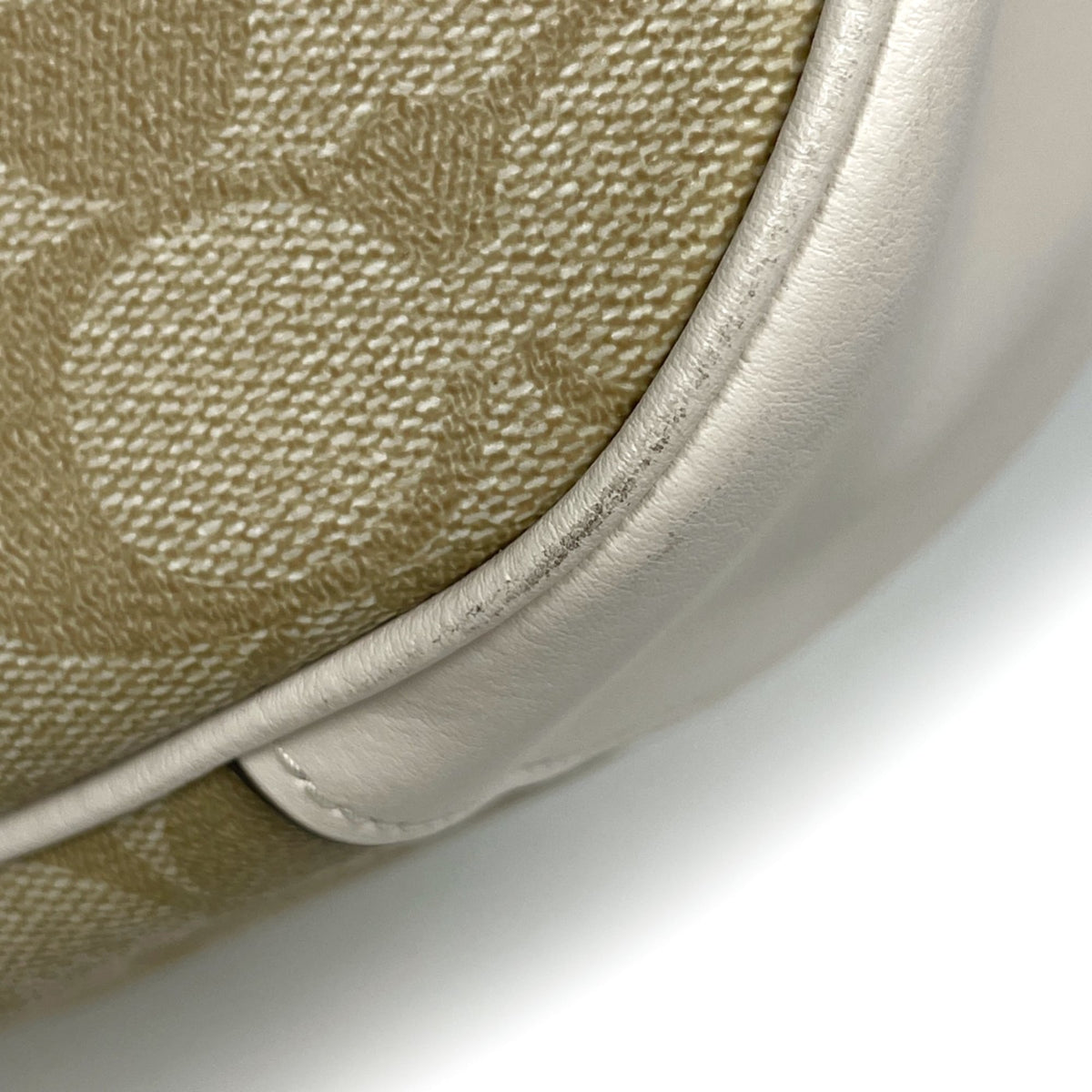 Coach Signature Beige White Coated Canvas Leather Shoulder Bag (Pre-Owned)