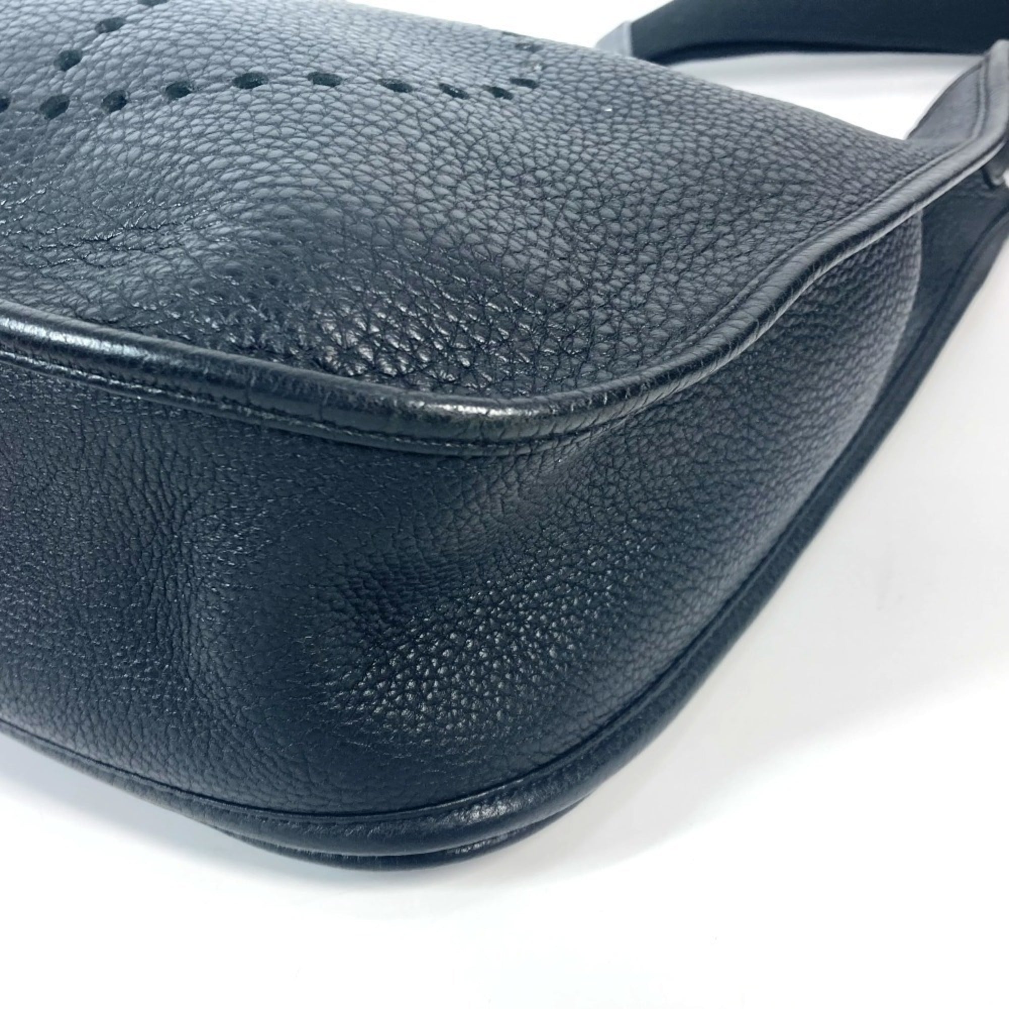 Hermes Black Taurillon Clemence Leather Shoulder Bag (Pre-Owned)