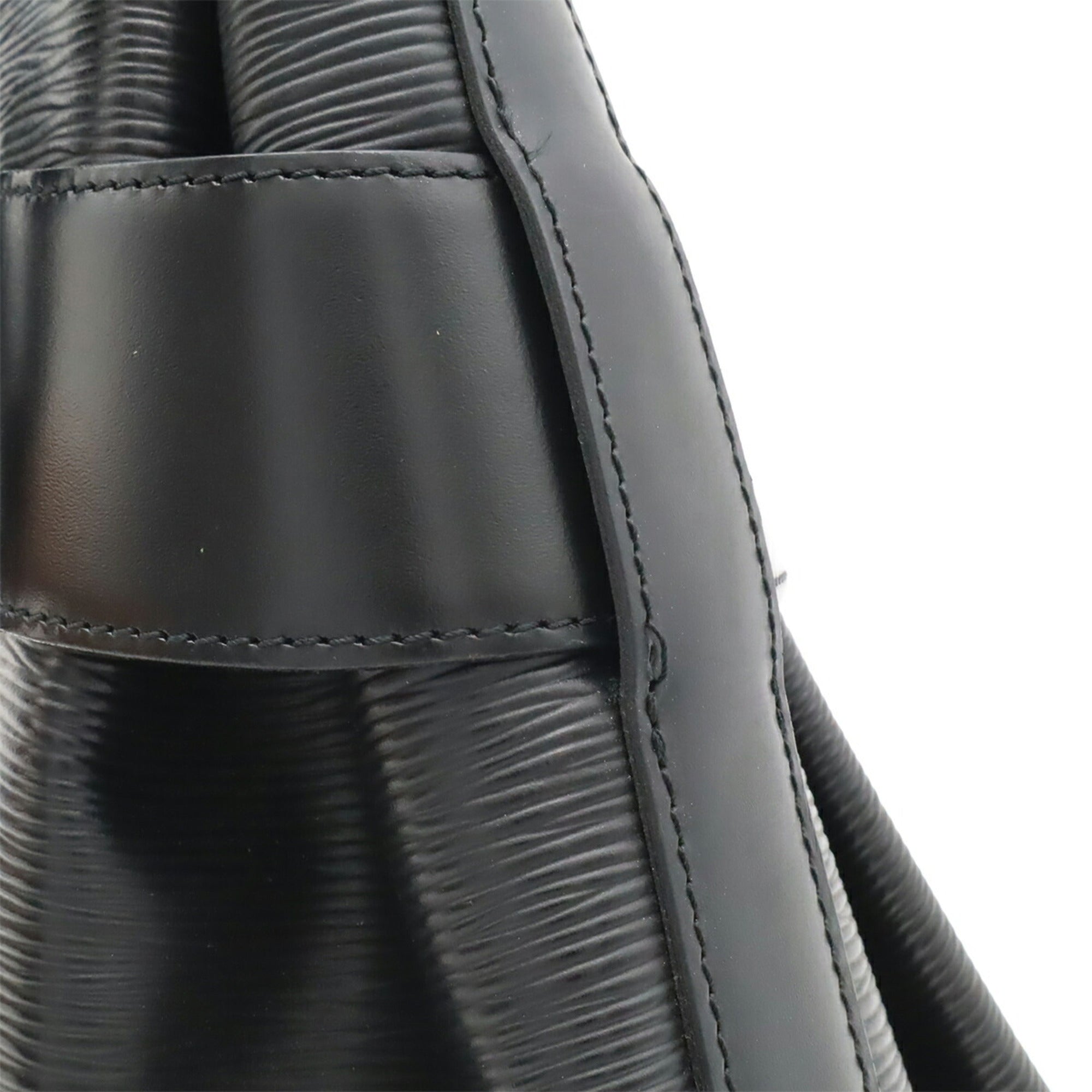 Louis Vuitton Noir Epi Leather Shoulder Bag (Pre-Owned)