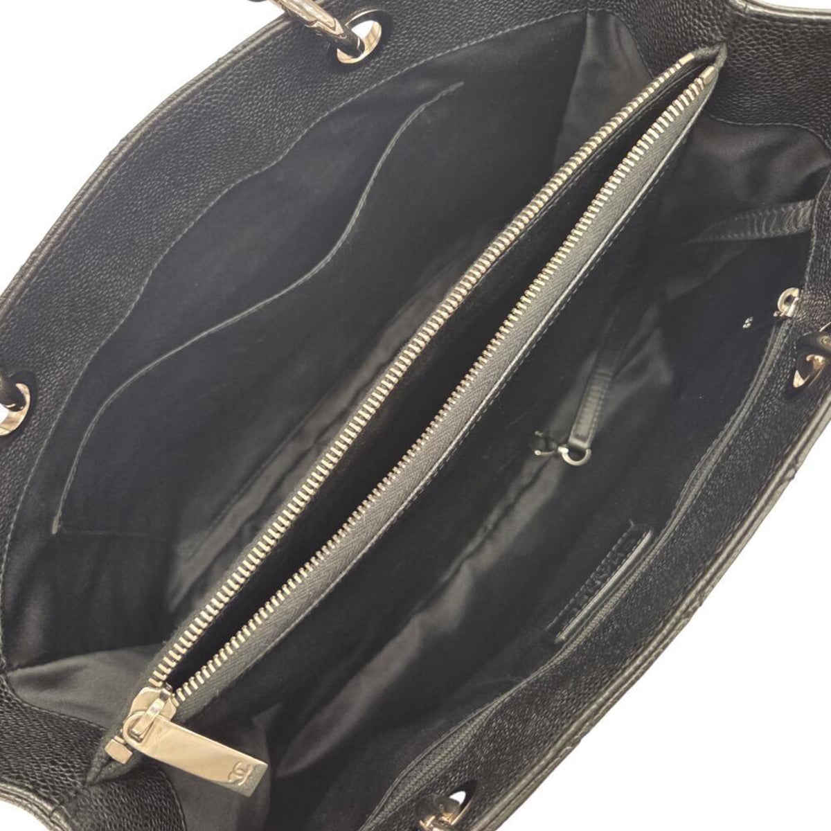 Chanel Black Grained Calfskin Tote Bag (Pre-Owned)