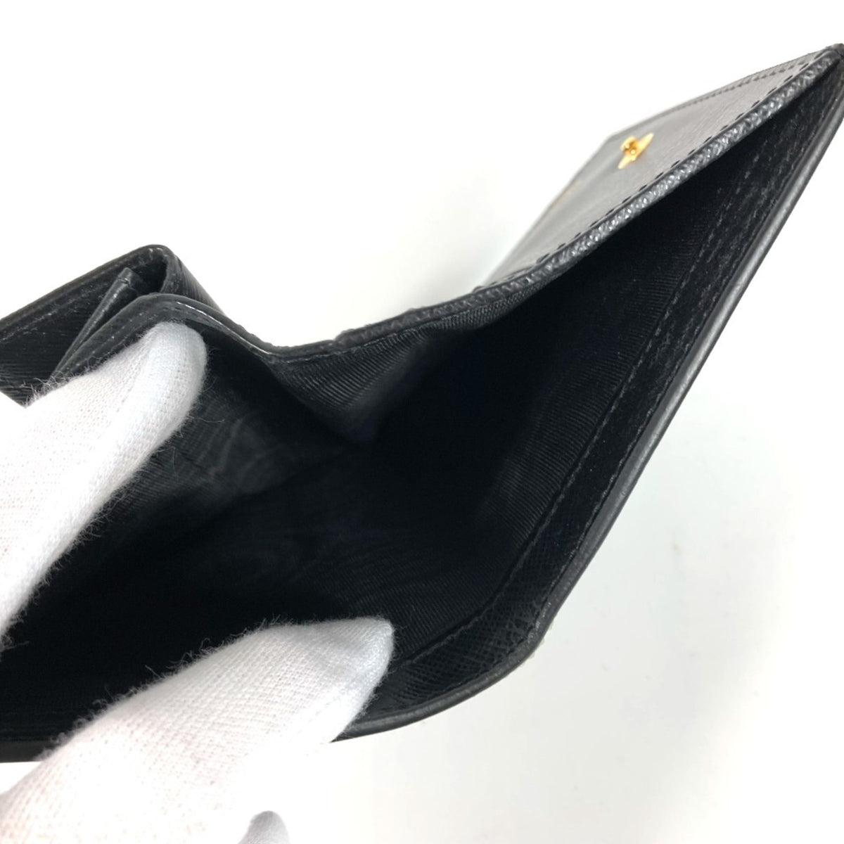 Prada Black White Leather Wallet (Bi-Fold) (Pre-Owned)