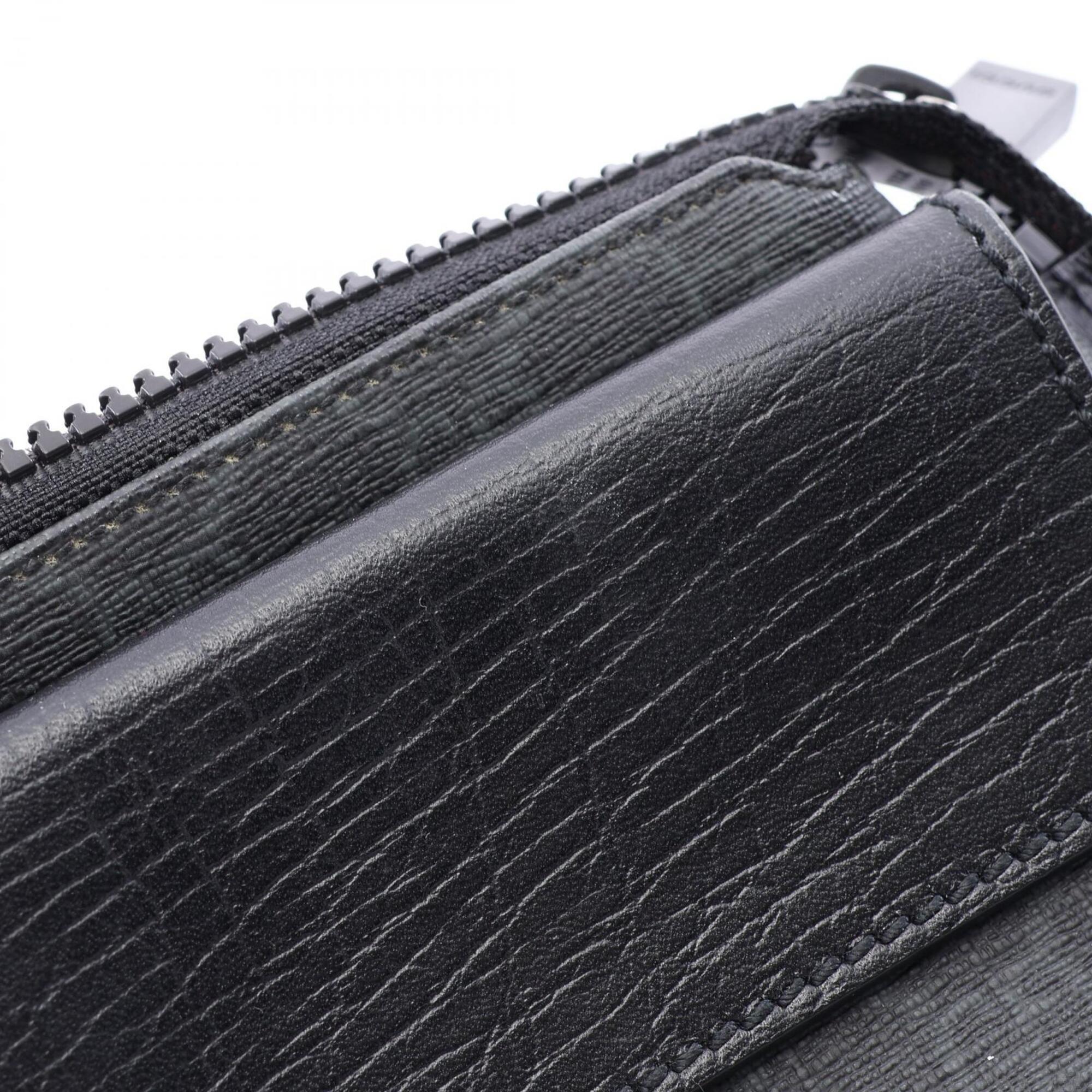 Gucci Black Pvc Leather Fanny Pack Handbag (Pre-Owned)