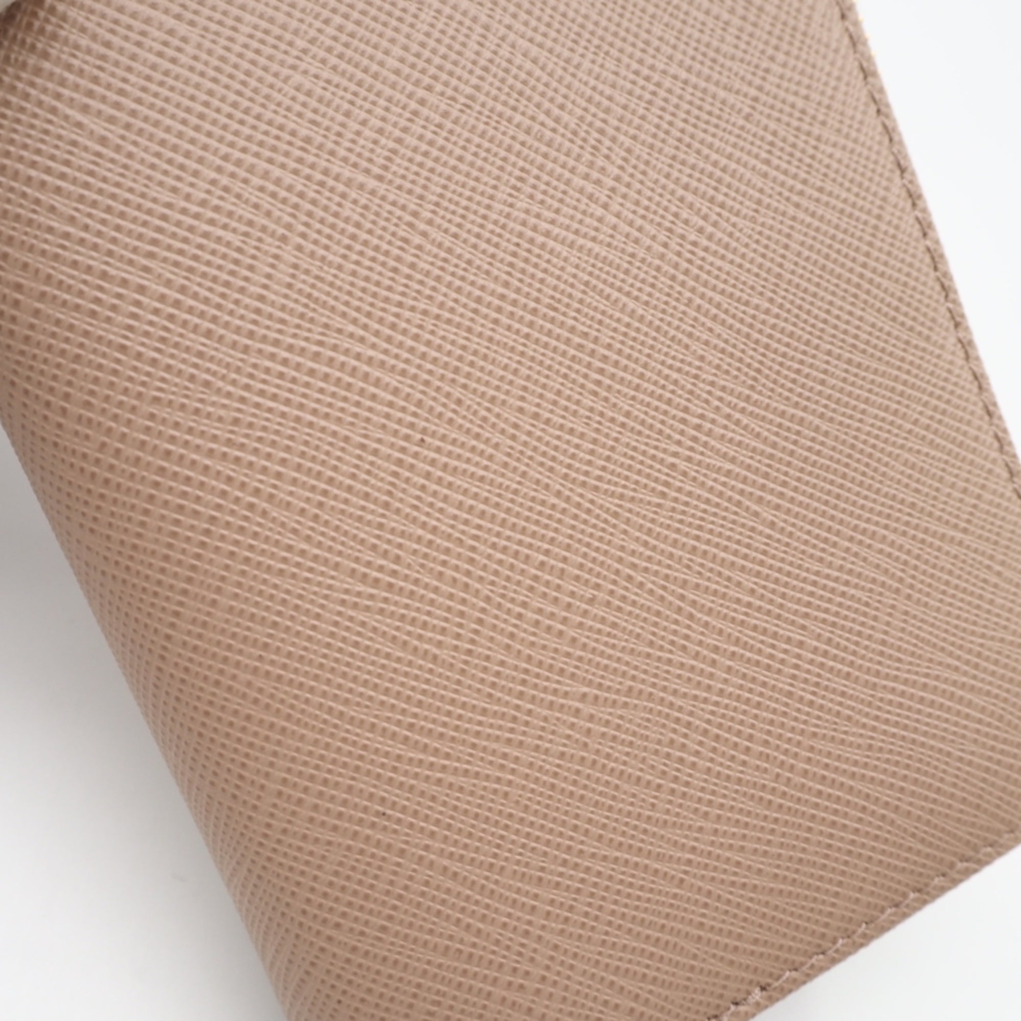 Prada Saffiano Beige Saffiano Wallet (Bi-Fold) (Pre-Owned)