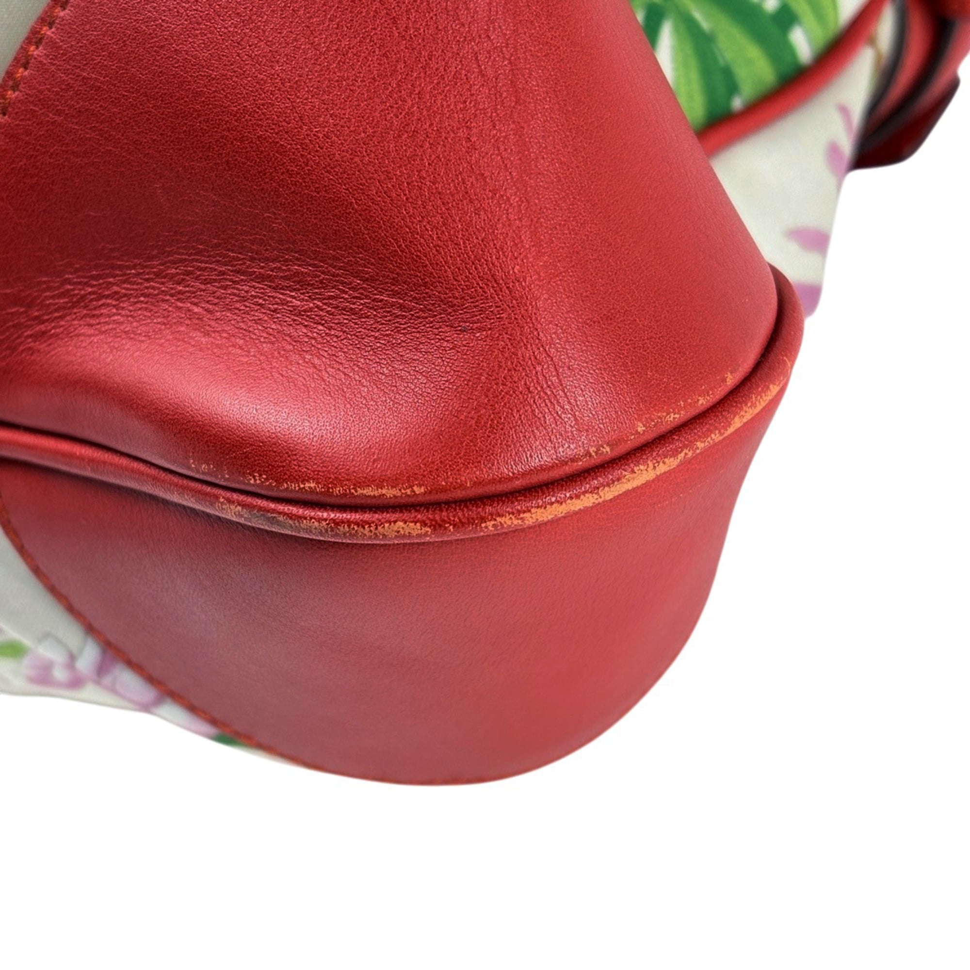 Salvatore Ferragamo Red Color White Canvas Leather Shoulder Bag (Pre-Owned)