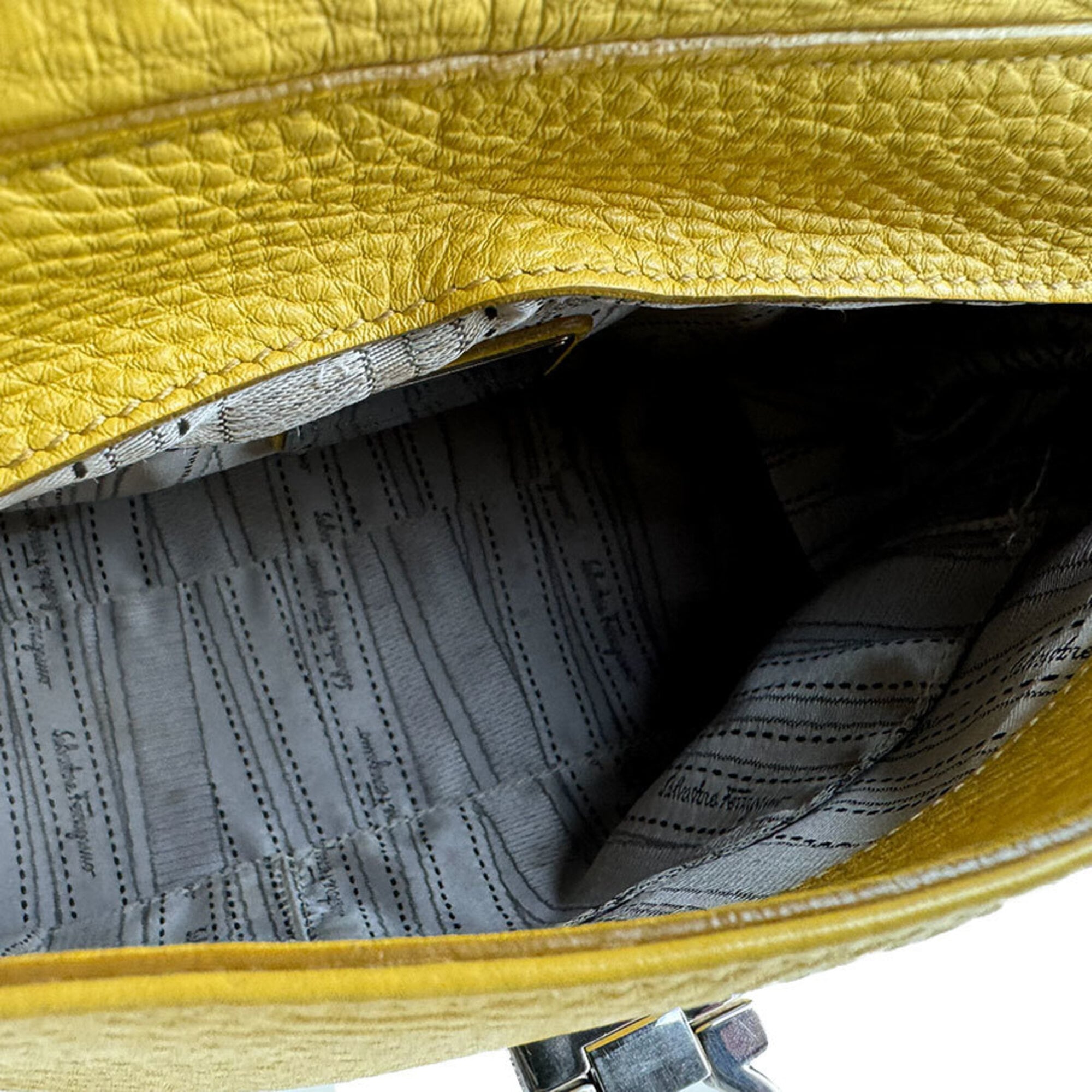 Salvatore Ferragamo Yellow Leather Handbag Shoulder Bag (Pre-Owned)