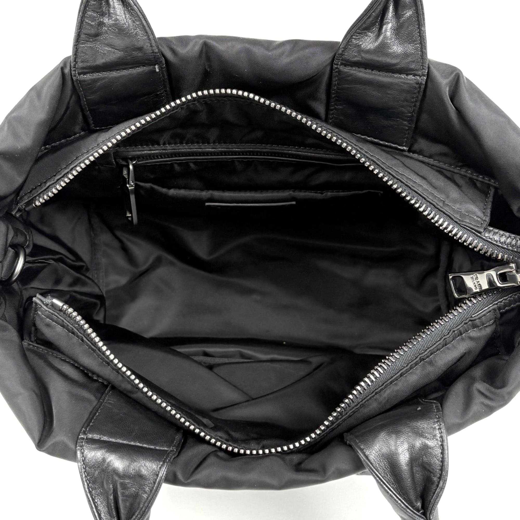 Prada Navy Nero Nylon Leather Handbag (Pre-Owned)