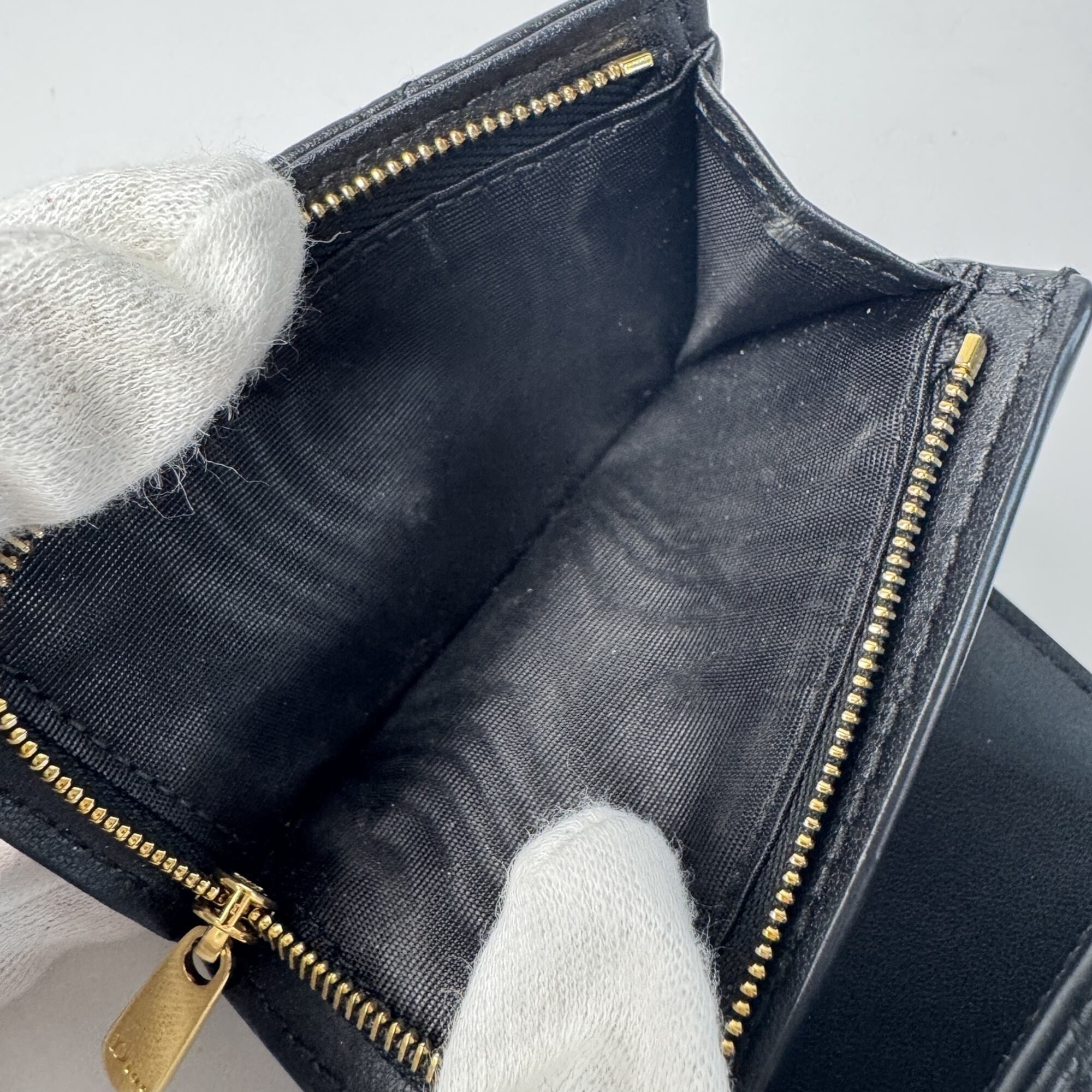 Christian Dior Black Leather Wallet (Tri-Fold) (Pre-Owned)