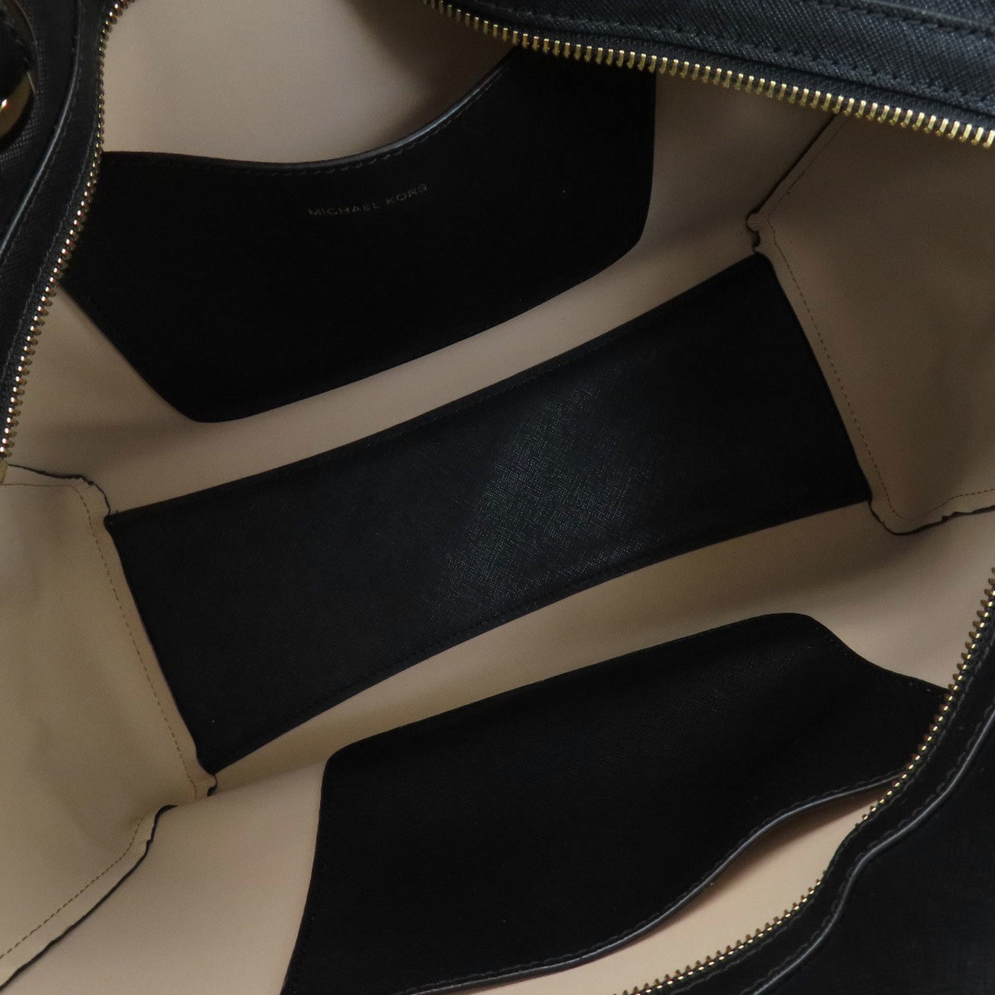 Michael Kors Black Leather Tote Bag (Pre-Owned)
