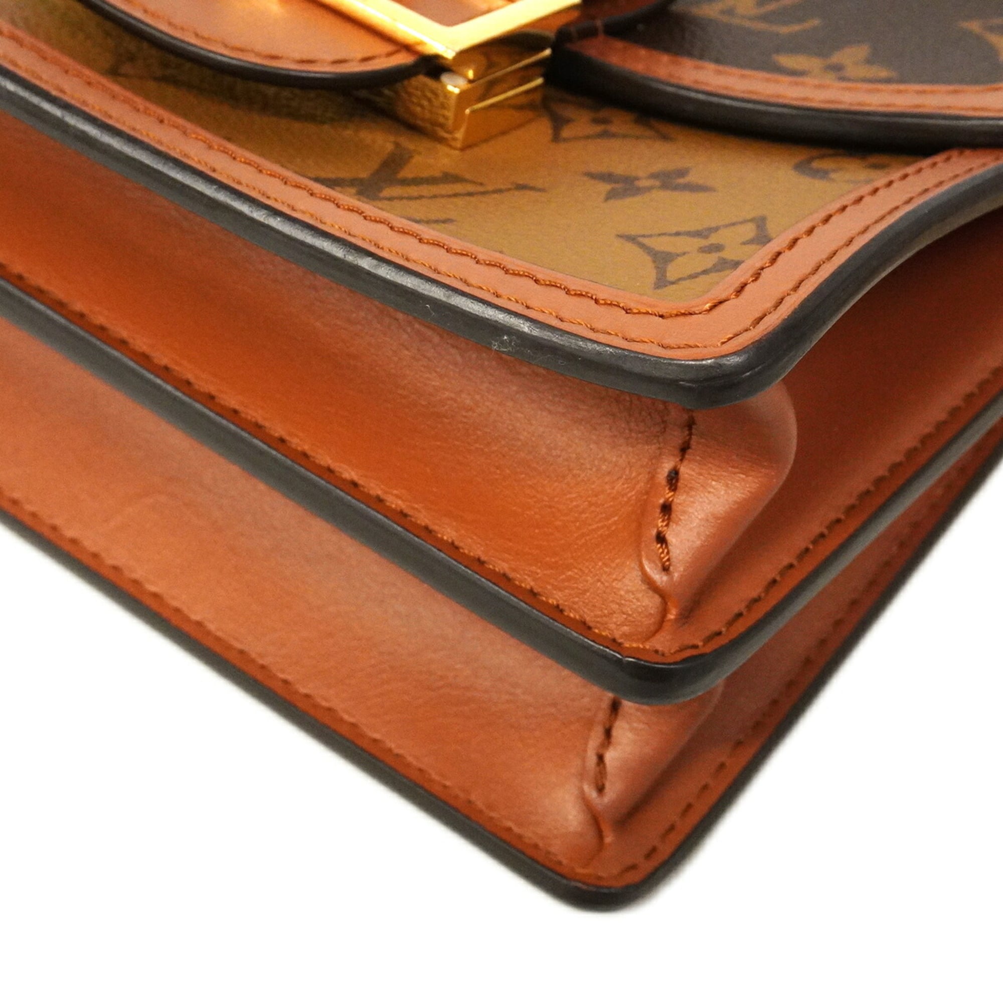 Louis Vuitton Brown Shoulder Bag (Pre-Owned)