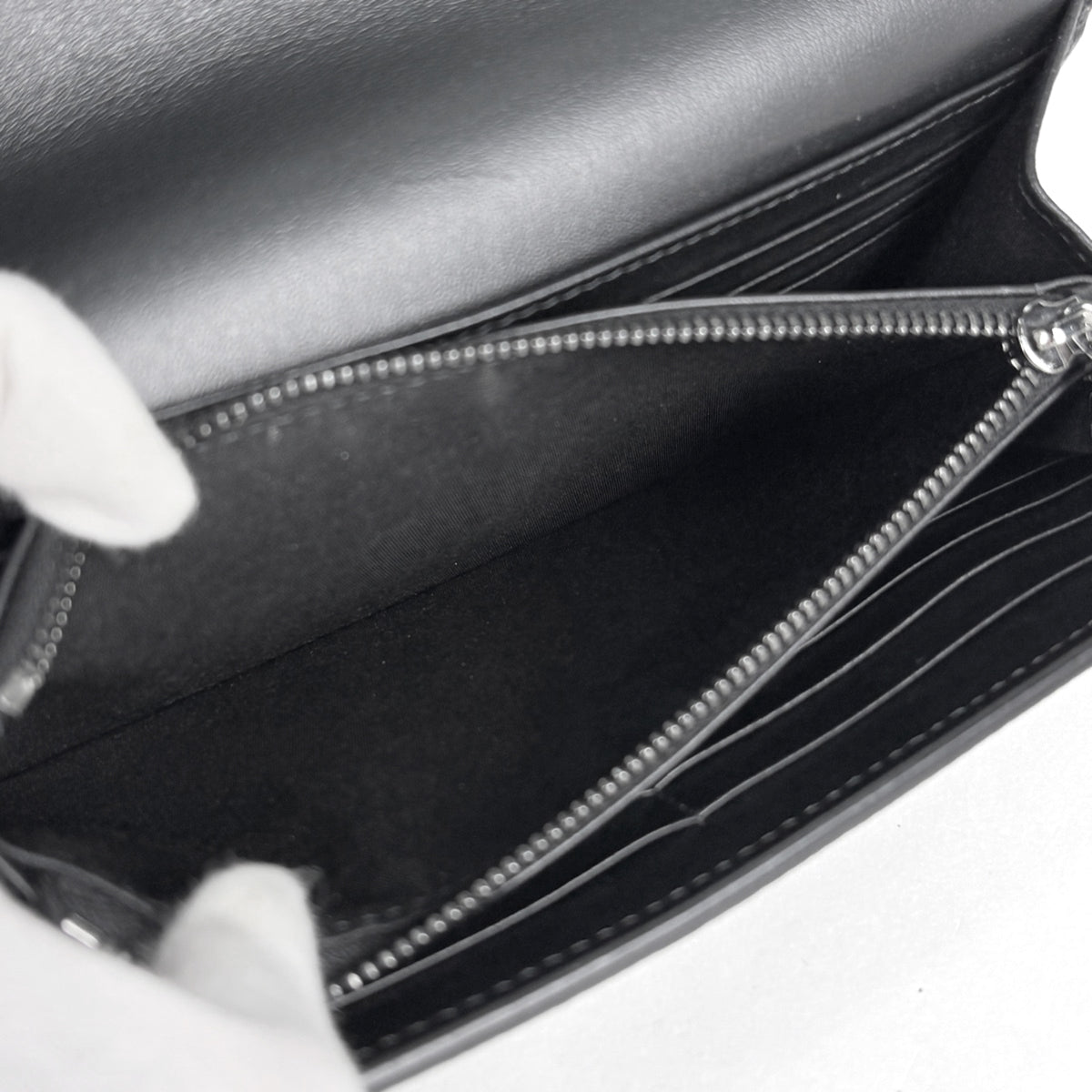 Christian Dior Gray Leather Long Wallet (Bi-Fold) (Pre-Owned)