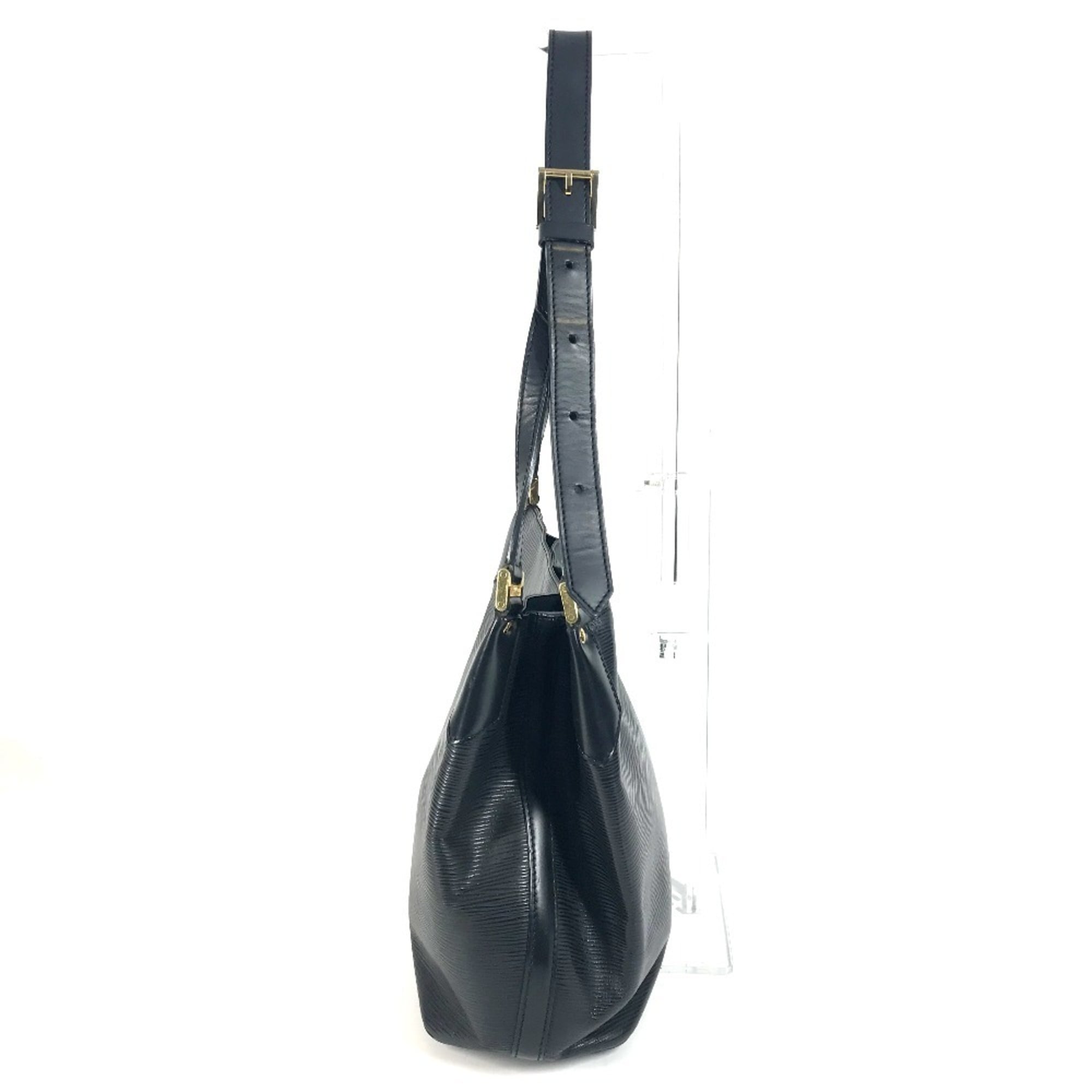 Louis Vuitton Epi Black Noir Epi Leather Shoulder Bag (Pre-Owned)