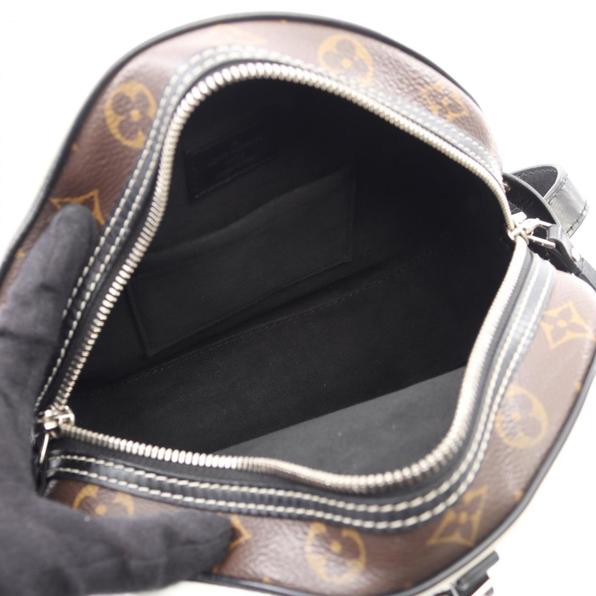 Louis Vuitton Brown Multi-Color White Coated Canvas Shoulder Bag (Pre-Owned)