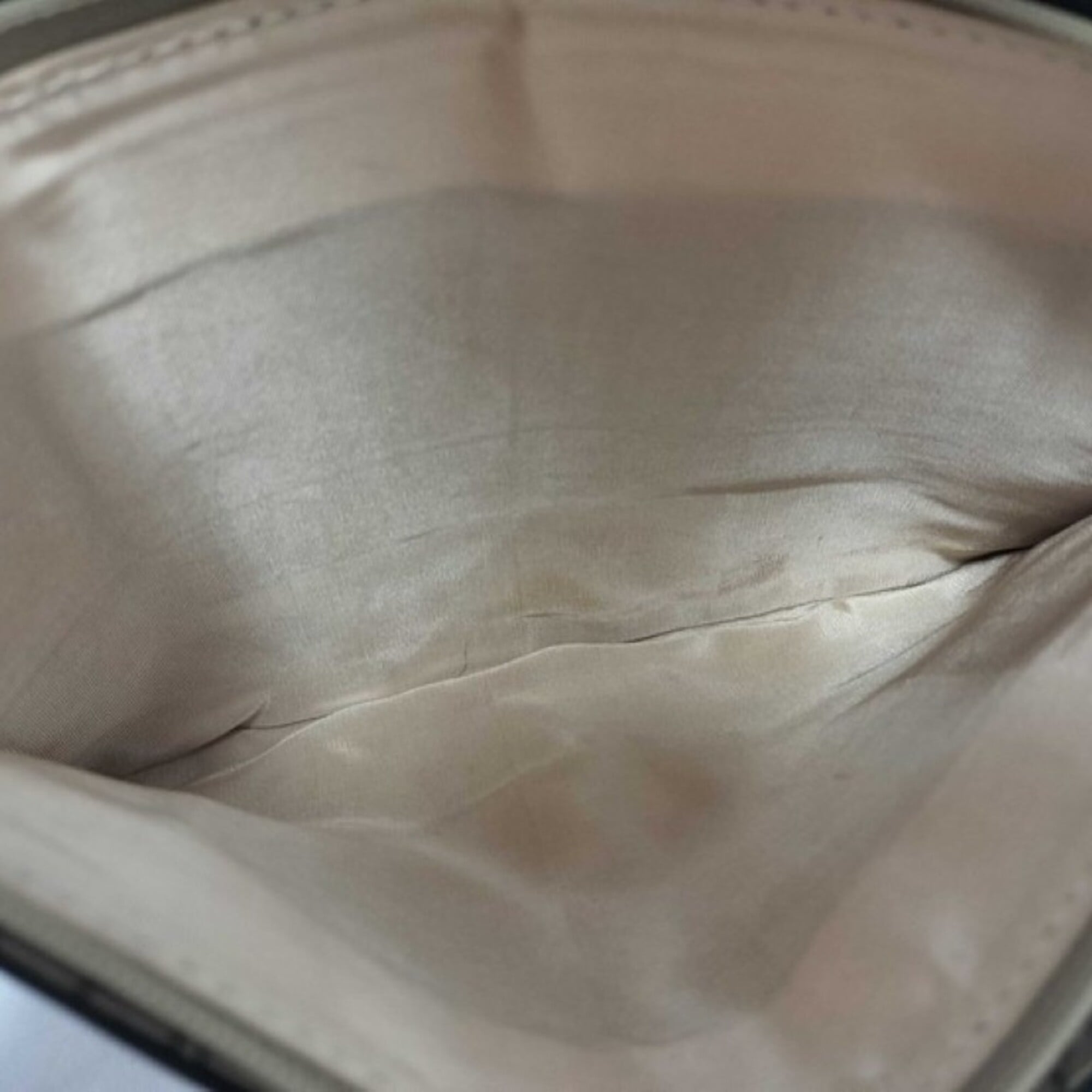 Yves Saint Laurent Black Leather Clutch Bag (Pre-Owned)