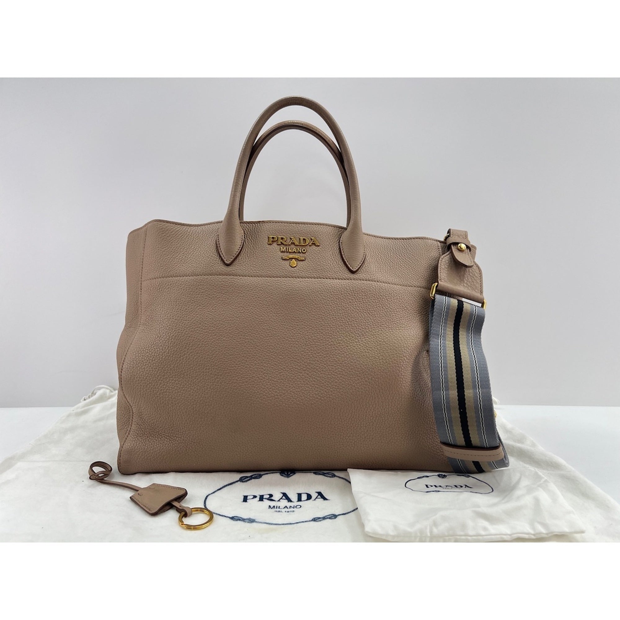 Prada Beige Tote Bag (Pre-Owned)
