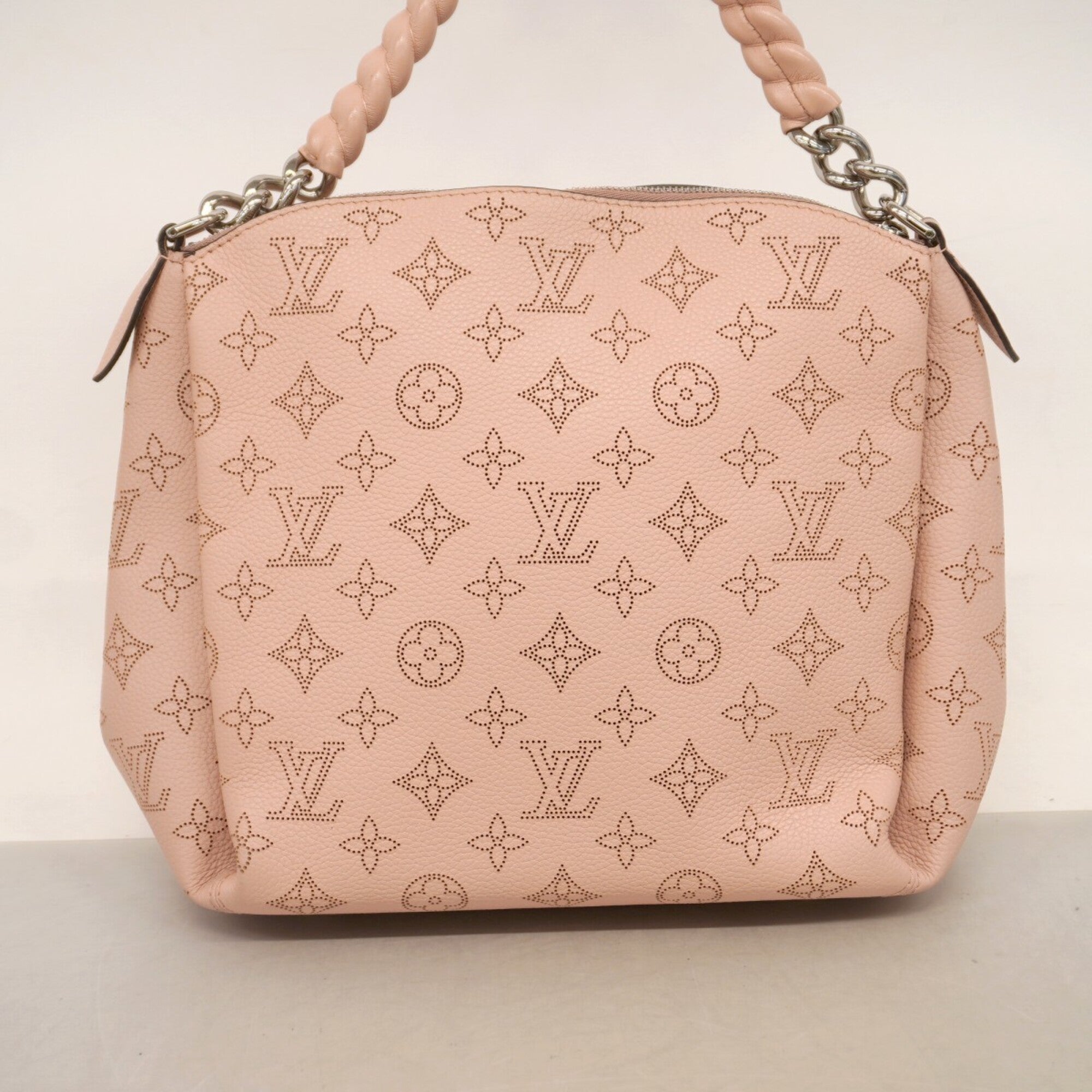 Louis Vuitton Magnolia Handbag (Pre-Owned)