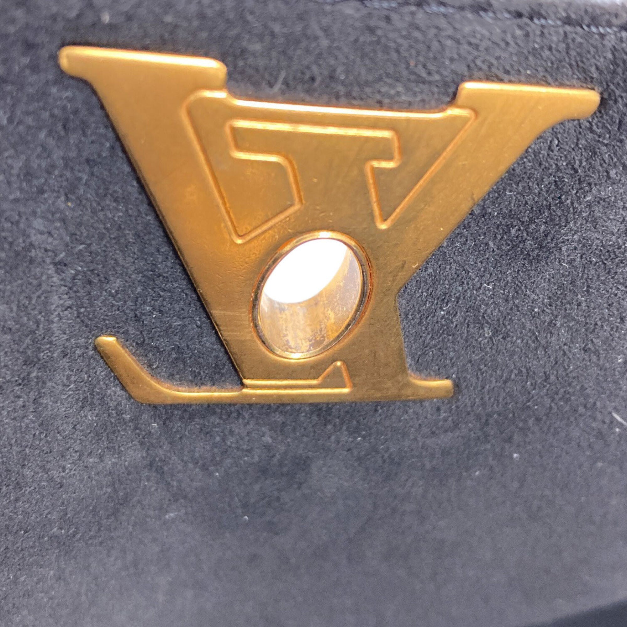 Louis Vuitton Black Leather Handbag (Pre-Owned)
