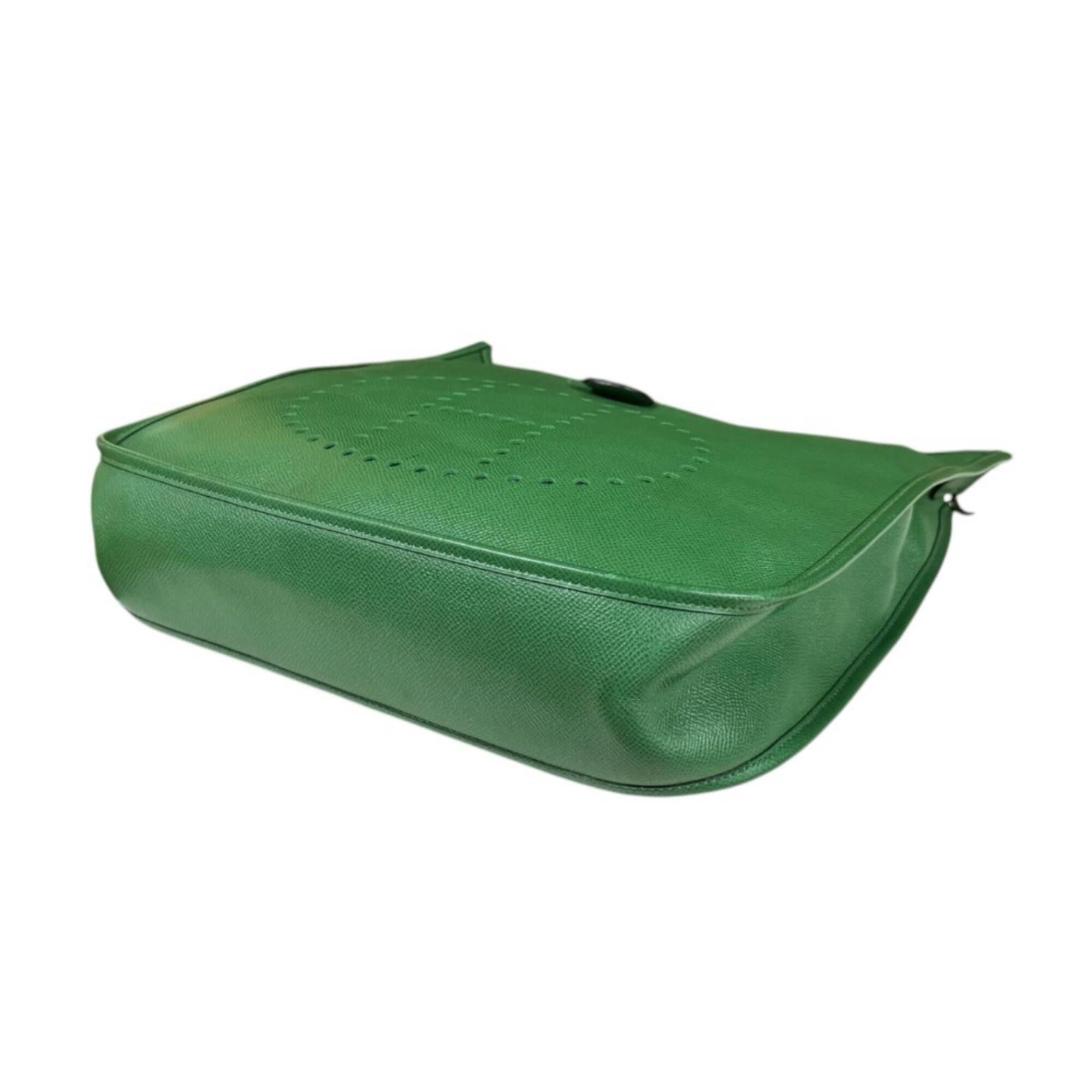 Hermes Green Courchevel Leather Shoulder Bag (Pre-Owned)