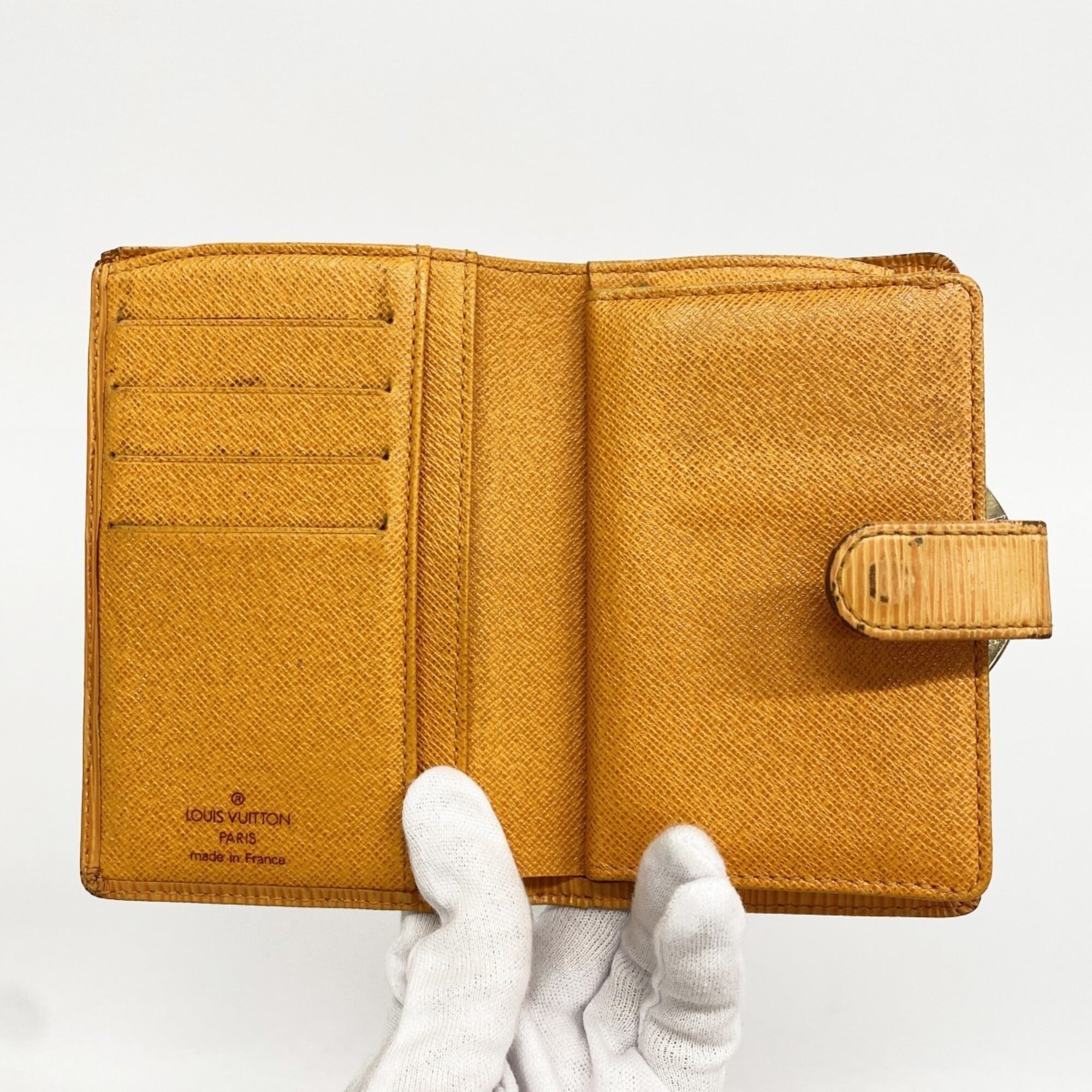 Louis Vuitton Mandarin Wallet (Bi-Fold) (Pre-Owned)