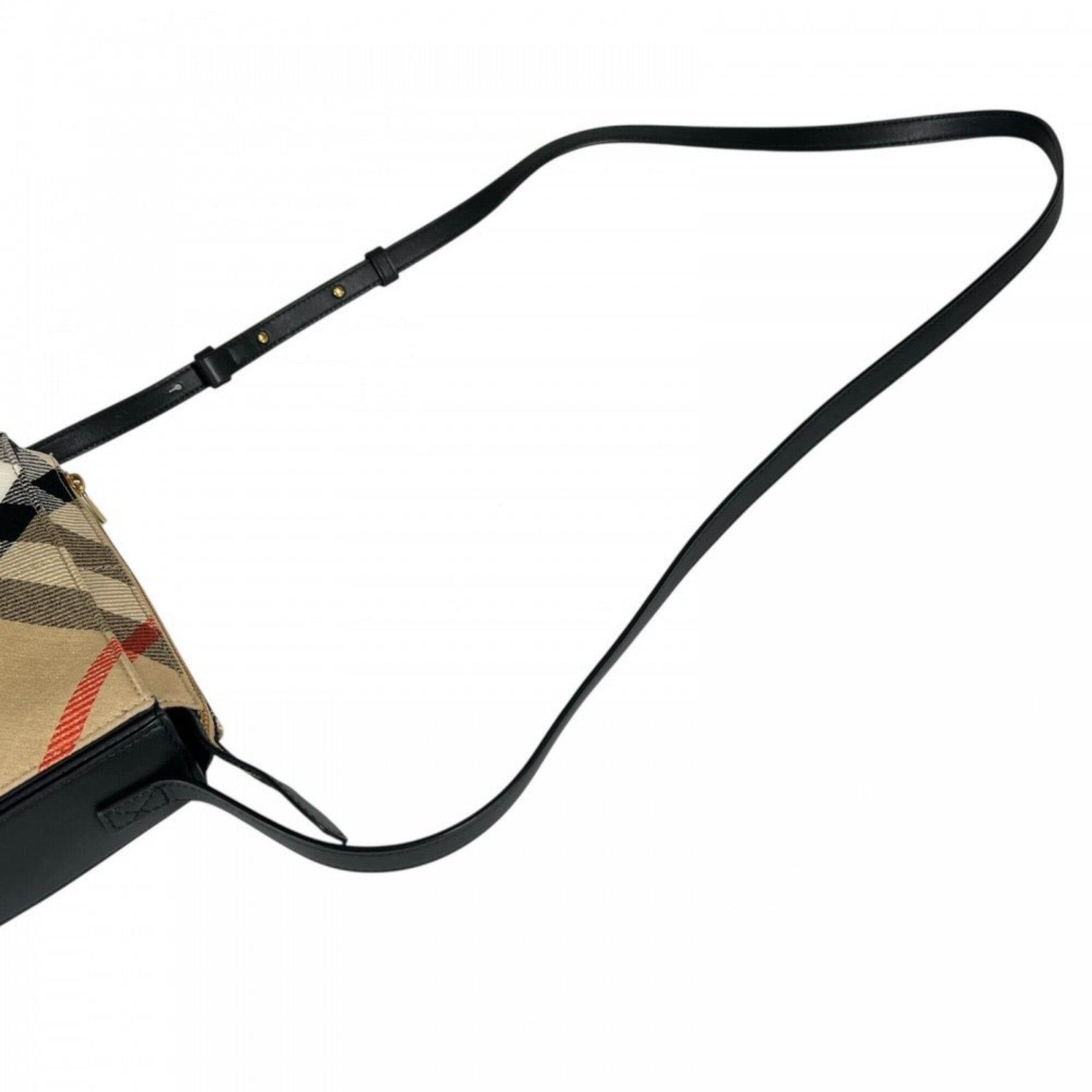 Burberry Brown Leather Shoulder Bag (Pre-Owned)