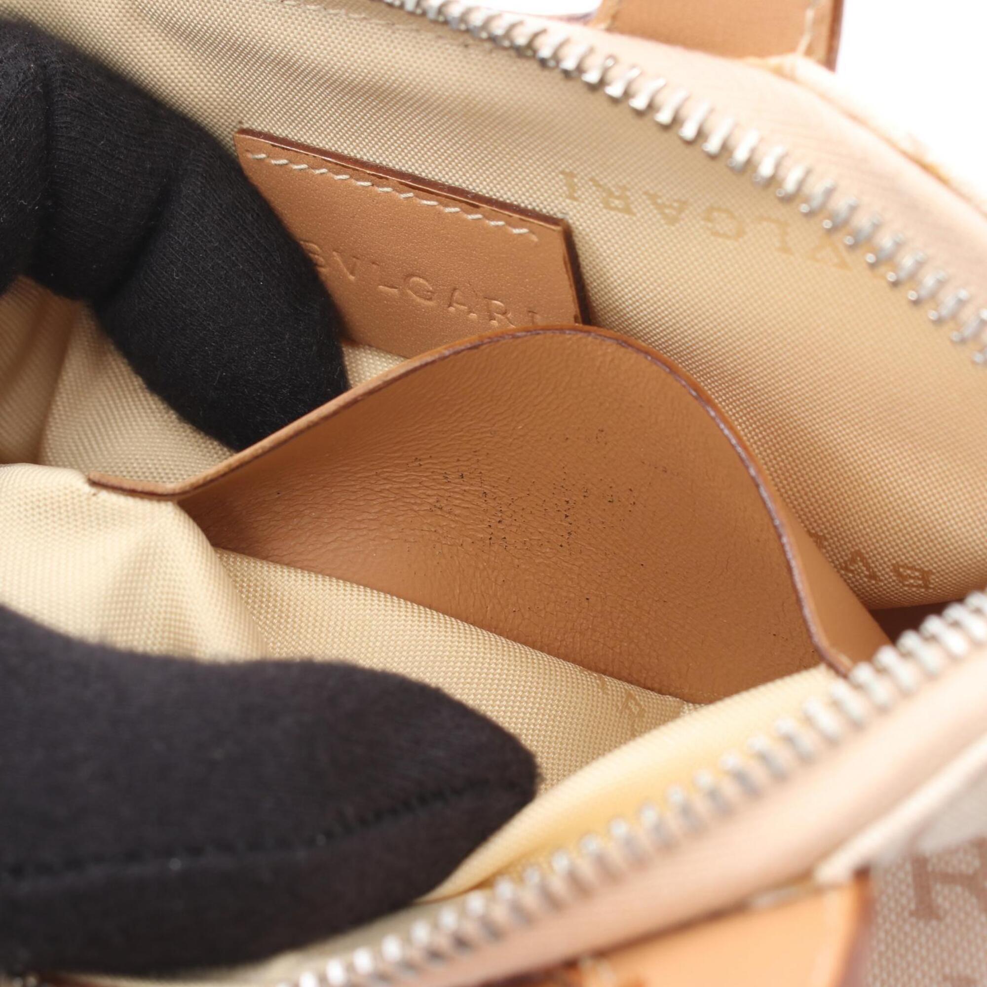 Bvlgari Beige Ivory Leather Handbag (Pre-Owned)