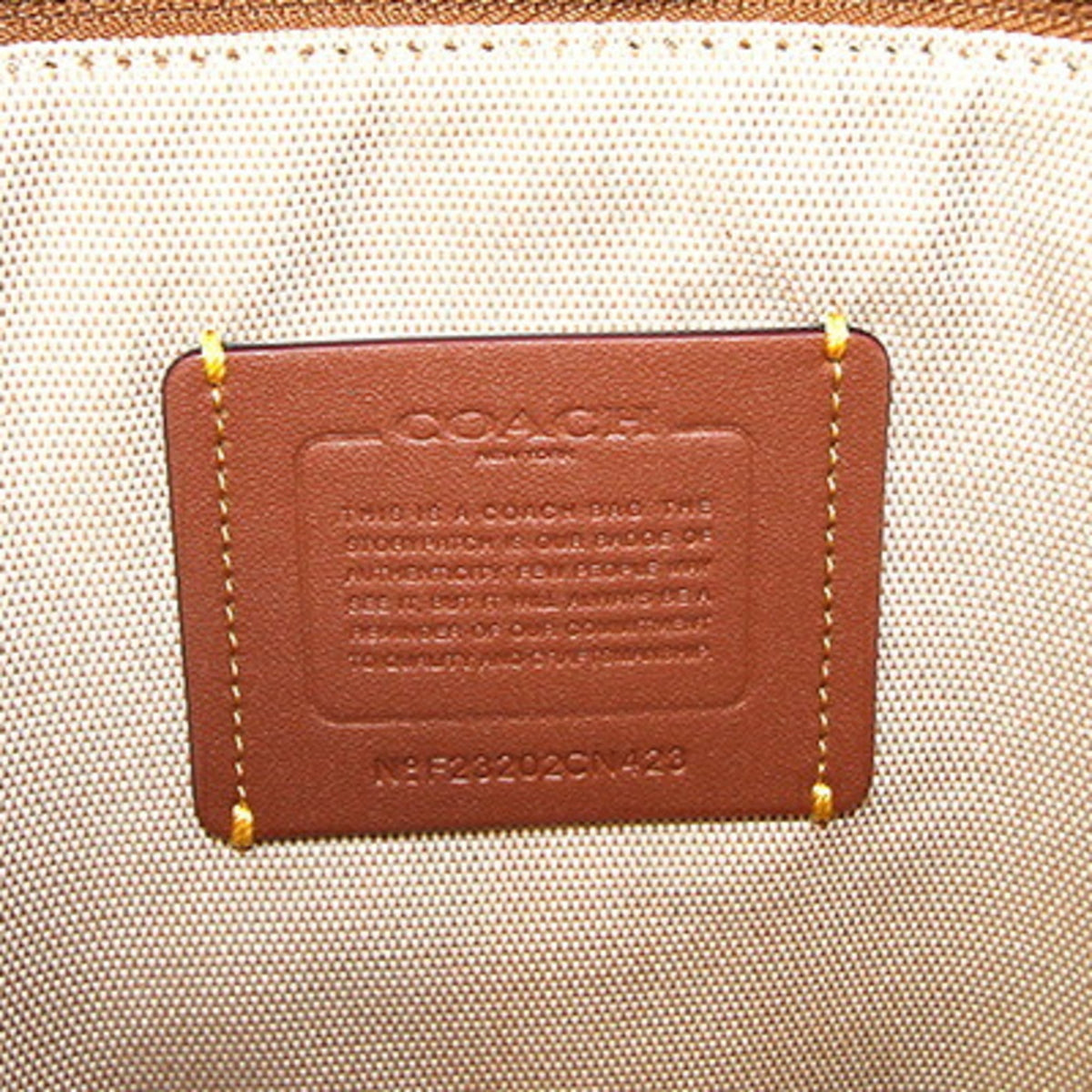 Coach Beige Leather Handbag Shoulder Bag Tote Bag (Pre-Owned)