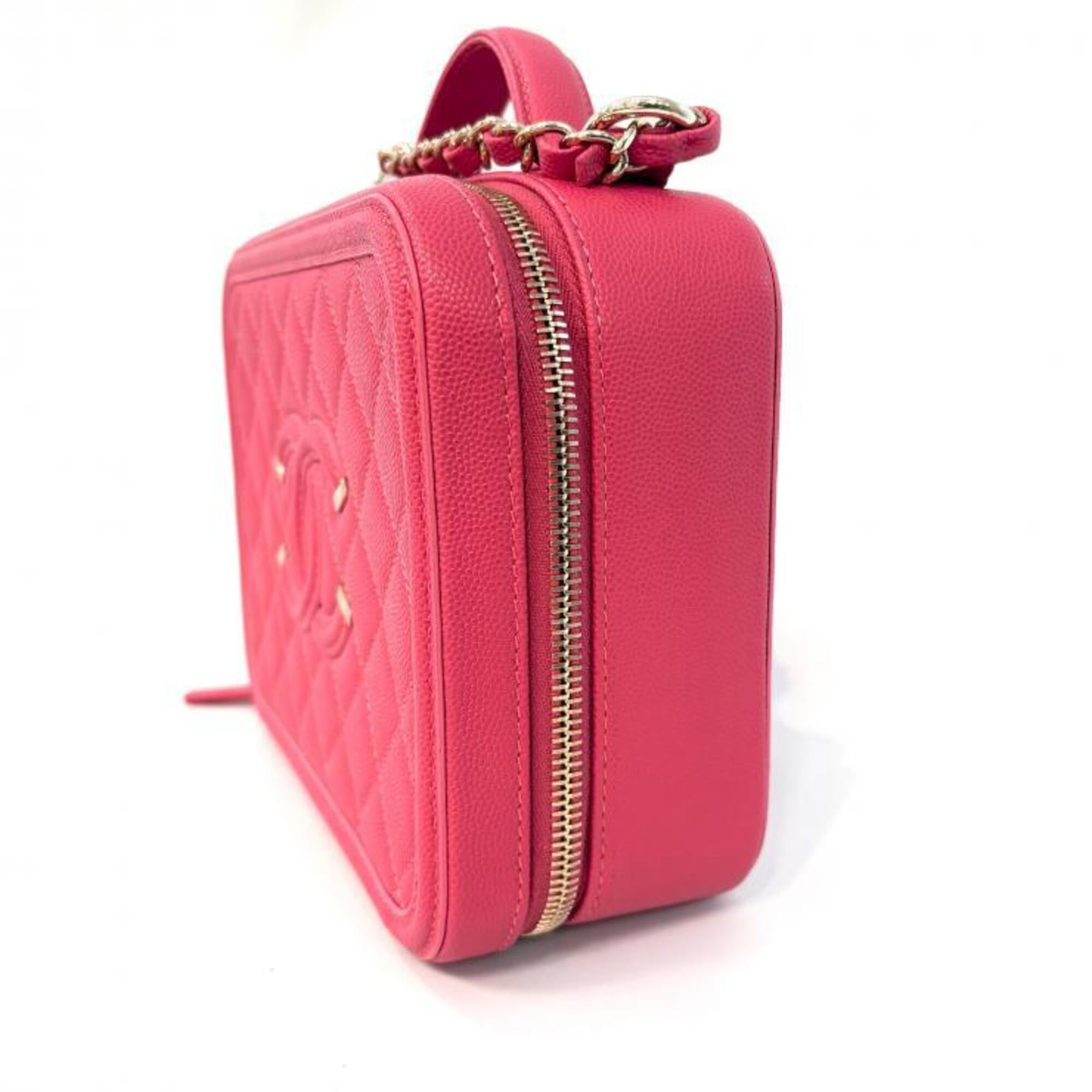 Chanel Pink Grained Calfskin Shoulder Bag (Pre-Owned)