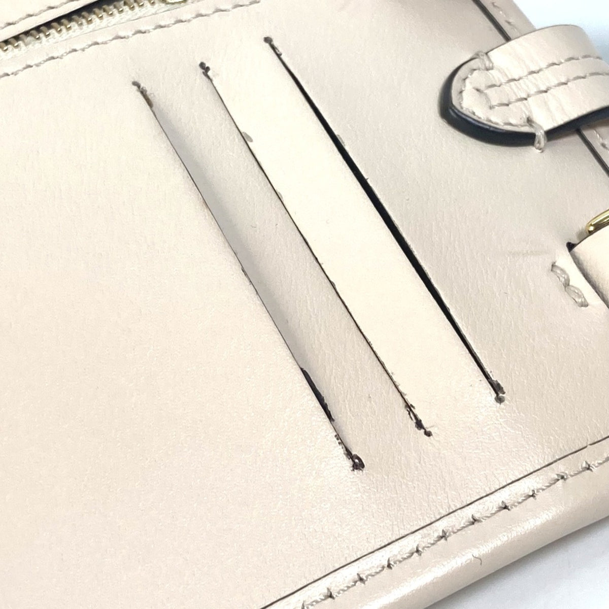 Fendi Beige Other Pouch (Pre-Owned)