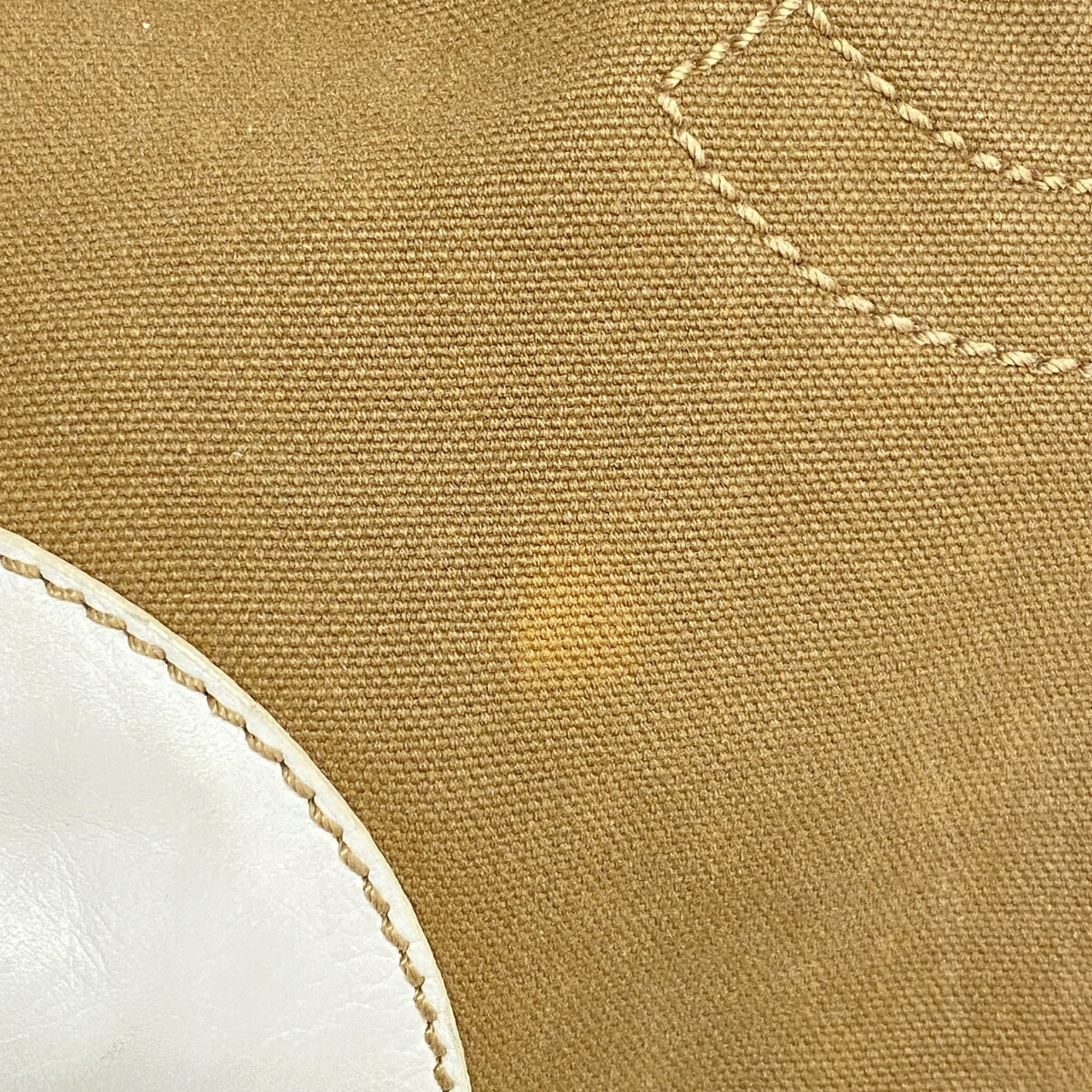 Chanel Beige White Canvas Tote Bag (Pre-Owned)