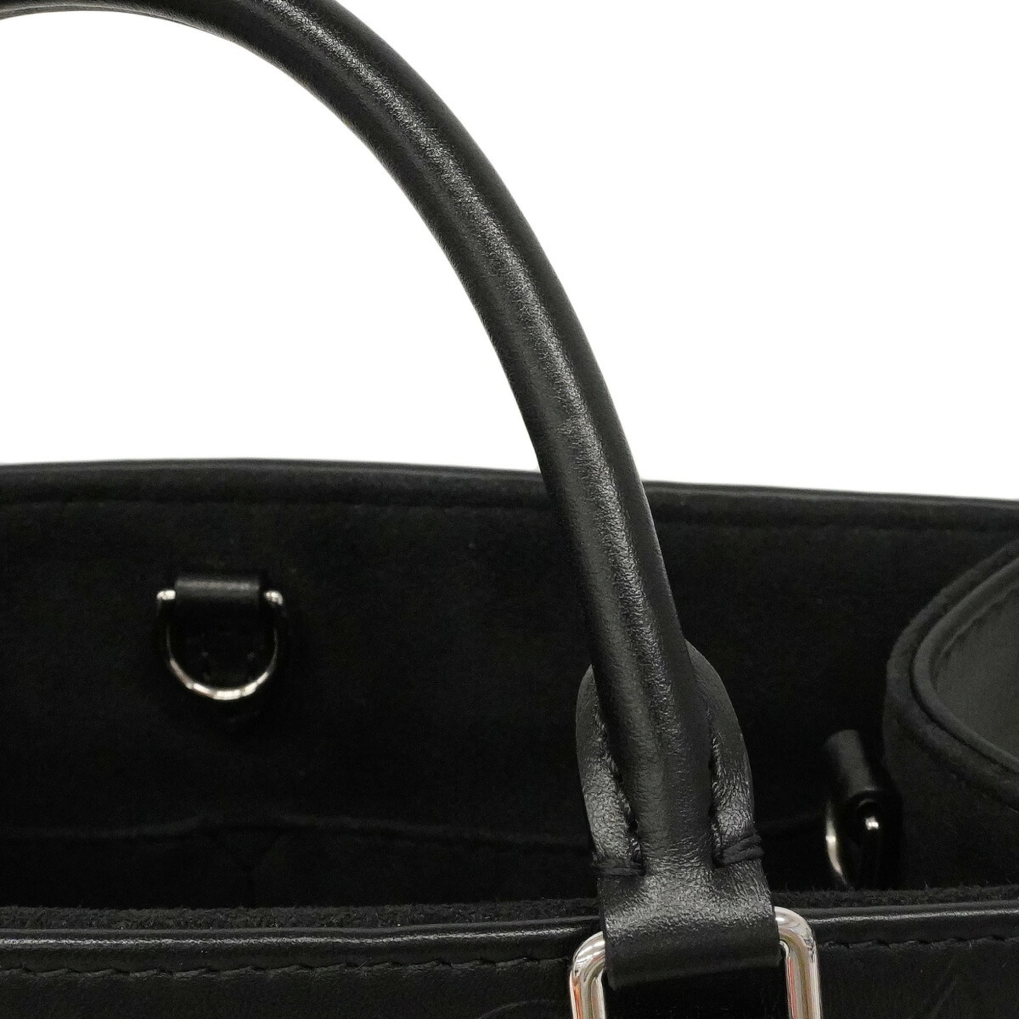 Louis Vuitton Black Handbag (Pre-Owned)