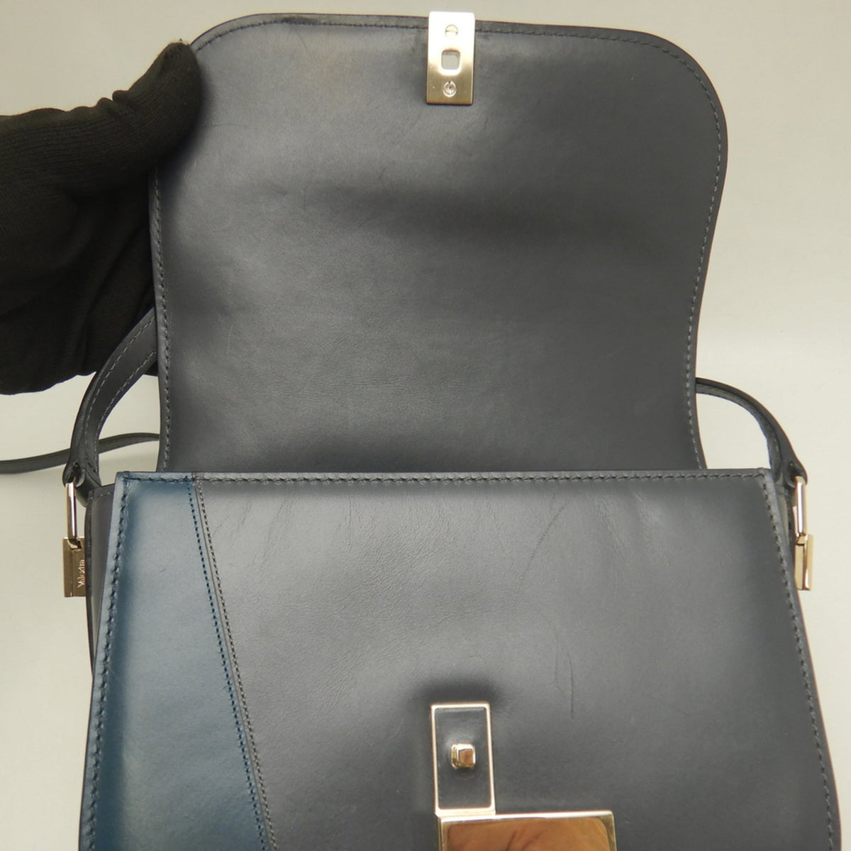 Valextra Gray Navy Leather Shoulder Bag (Pre-Owned)