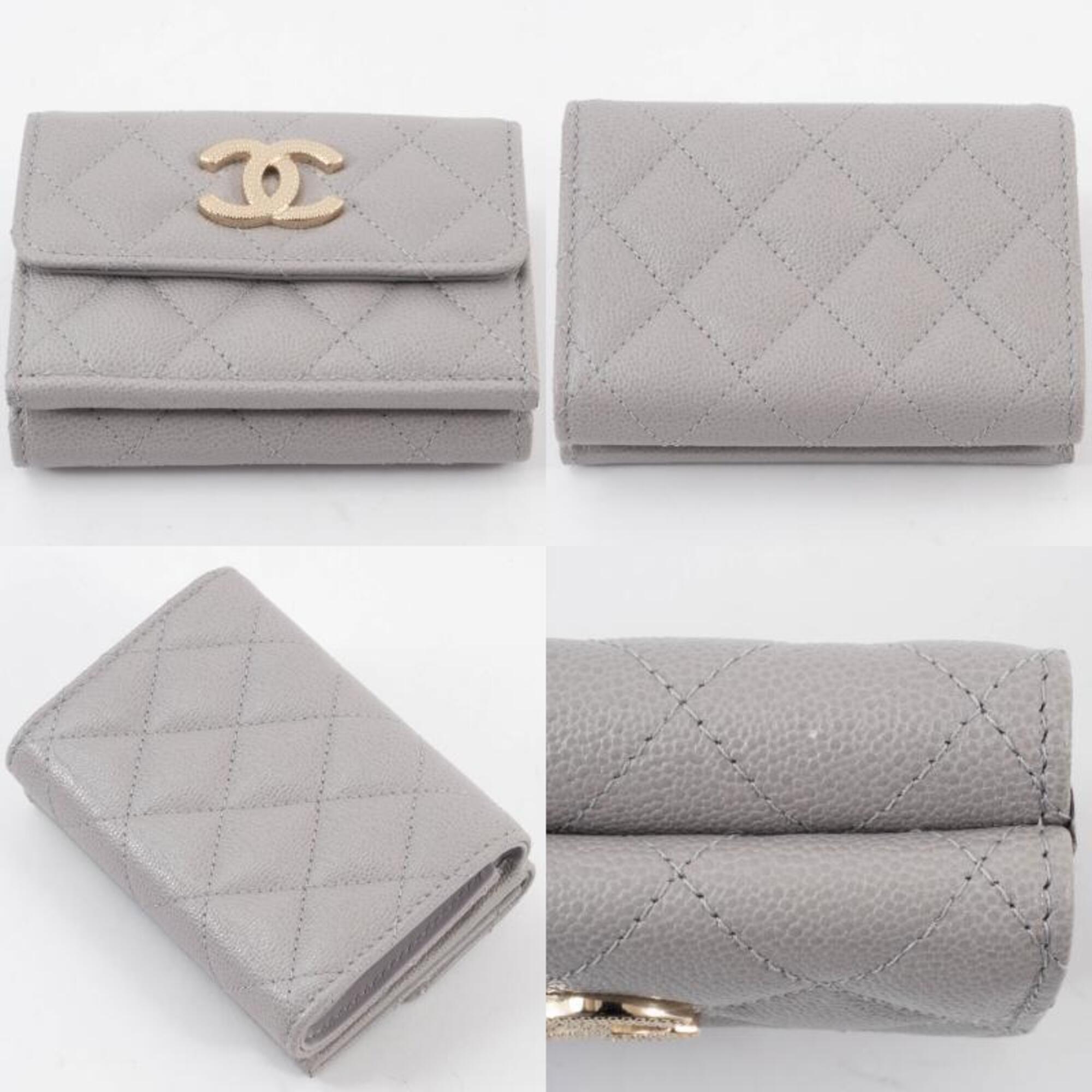 Chanel Grayish Leather Wallet (Tri-Fold) (Pre-Owned)
