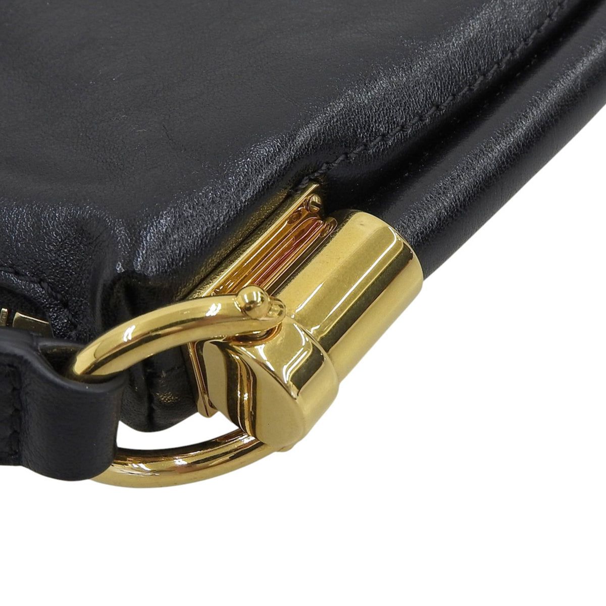 Chloé Black Leather Shoulder Bag (Pre-Owned)