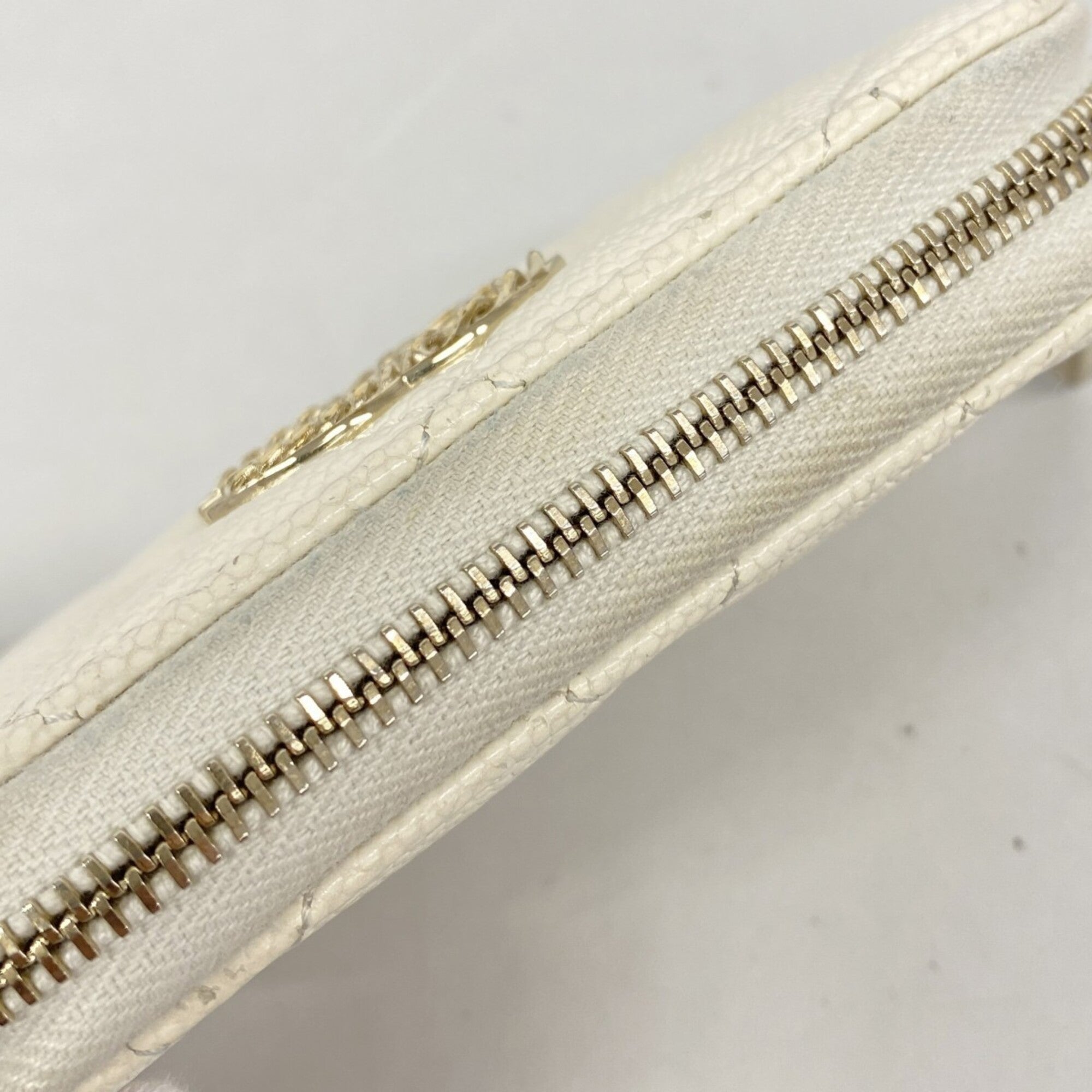 Chanel White Grained Calfskin Coin Purse/Coin Case (Pre-Owned)