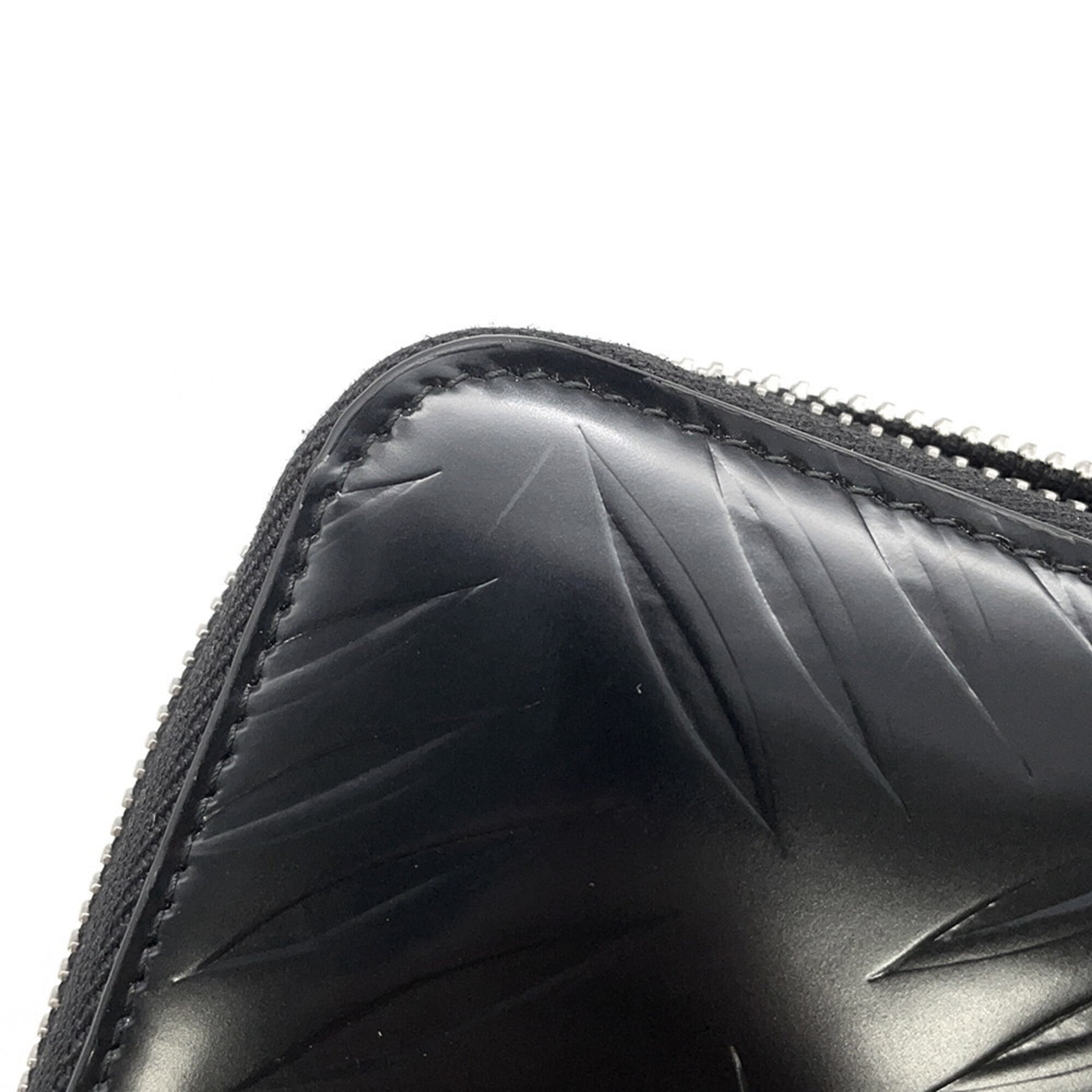 Prada Black Long Wallet (Bi-Fold) (Pre-Owned)