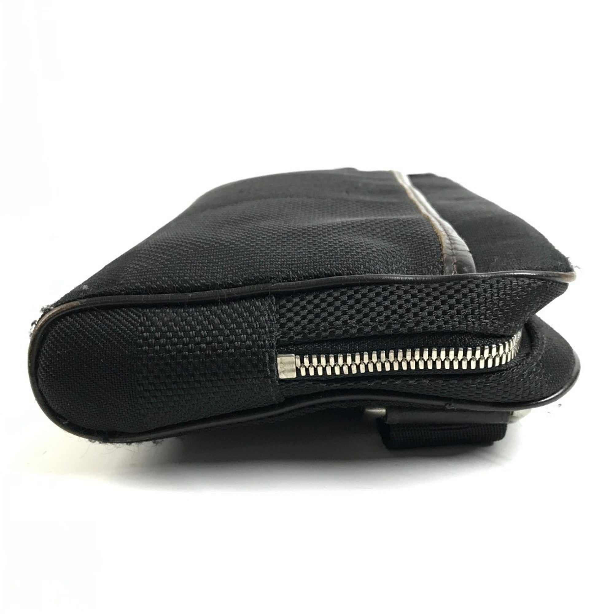 Louis Vuitton Damier Geant Black Damier Geant Shoulder Bag Sling Bag (Pre-Owned)
