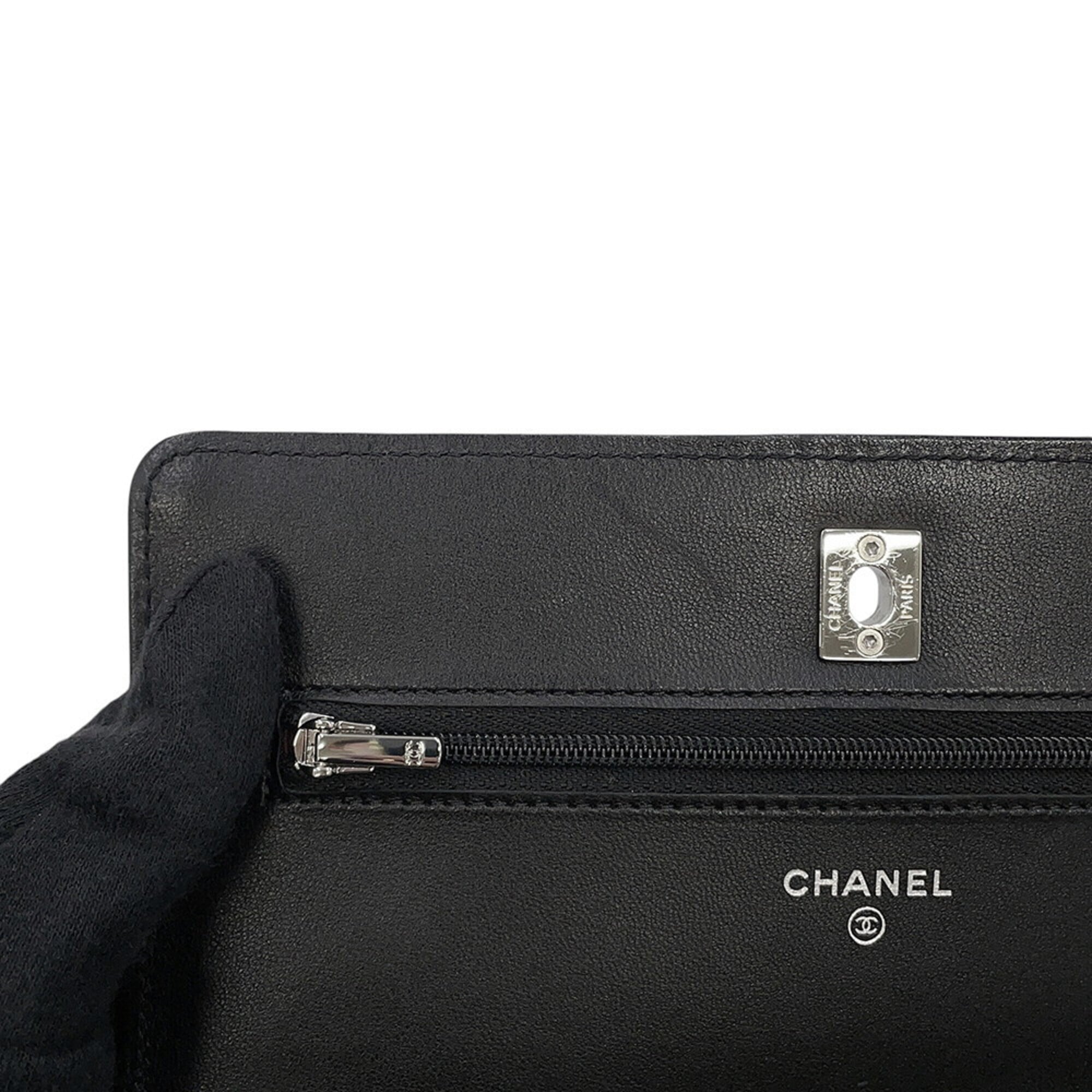 Chanel Black Leather Chain/Shoulder Wallet (Pre-Owned)